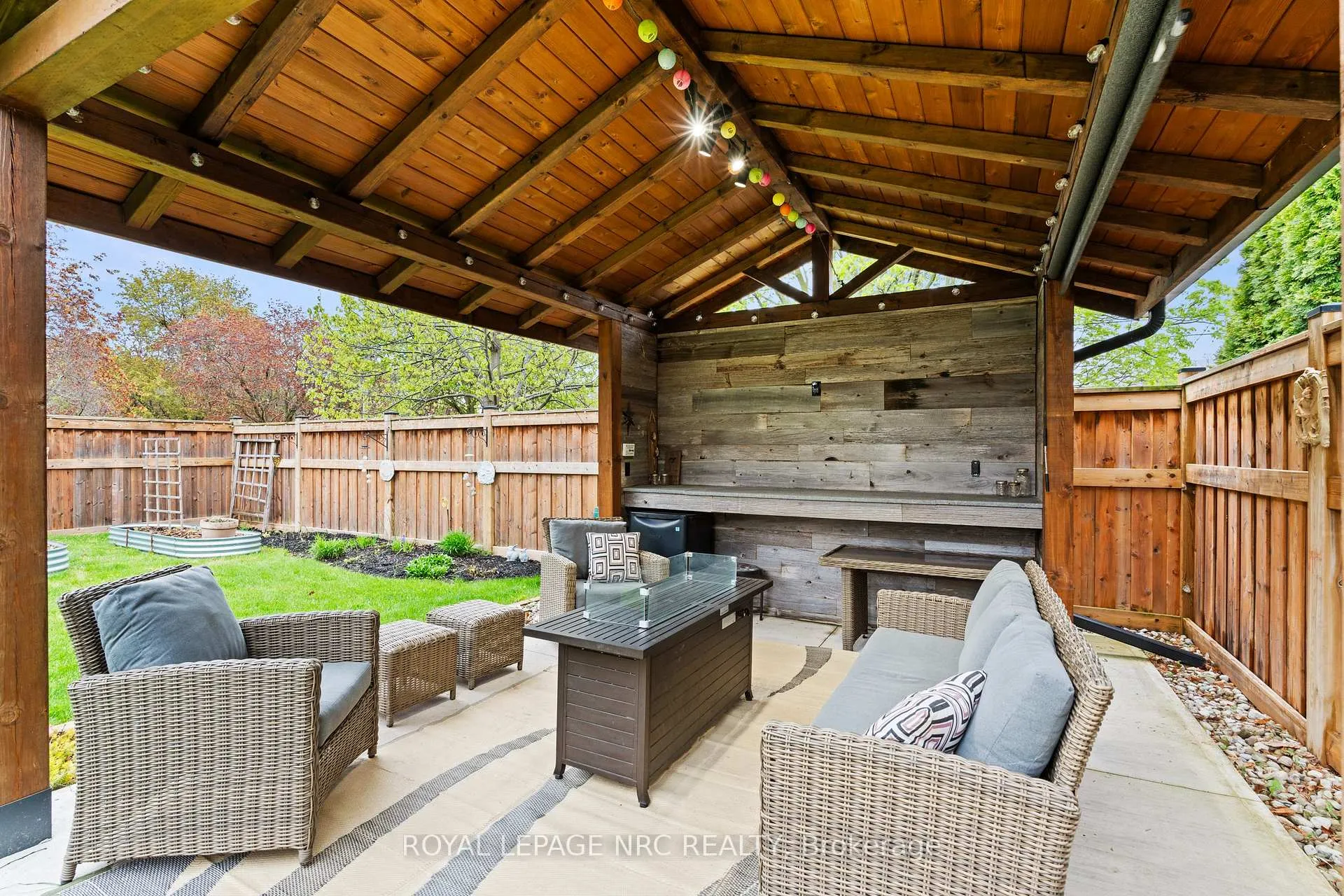 Photo 41 of 18 Island Road, St. Catharines, Carlton/Bunting — HOMEH