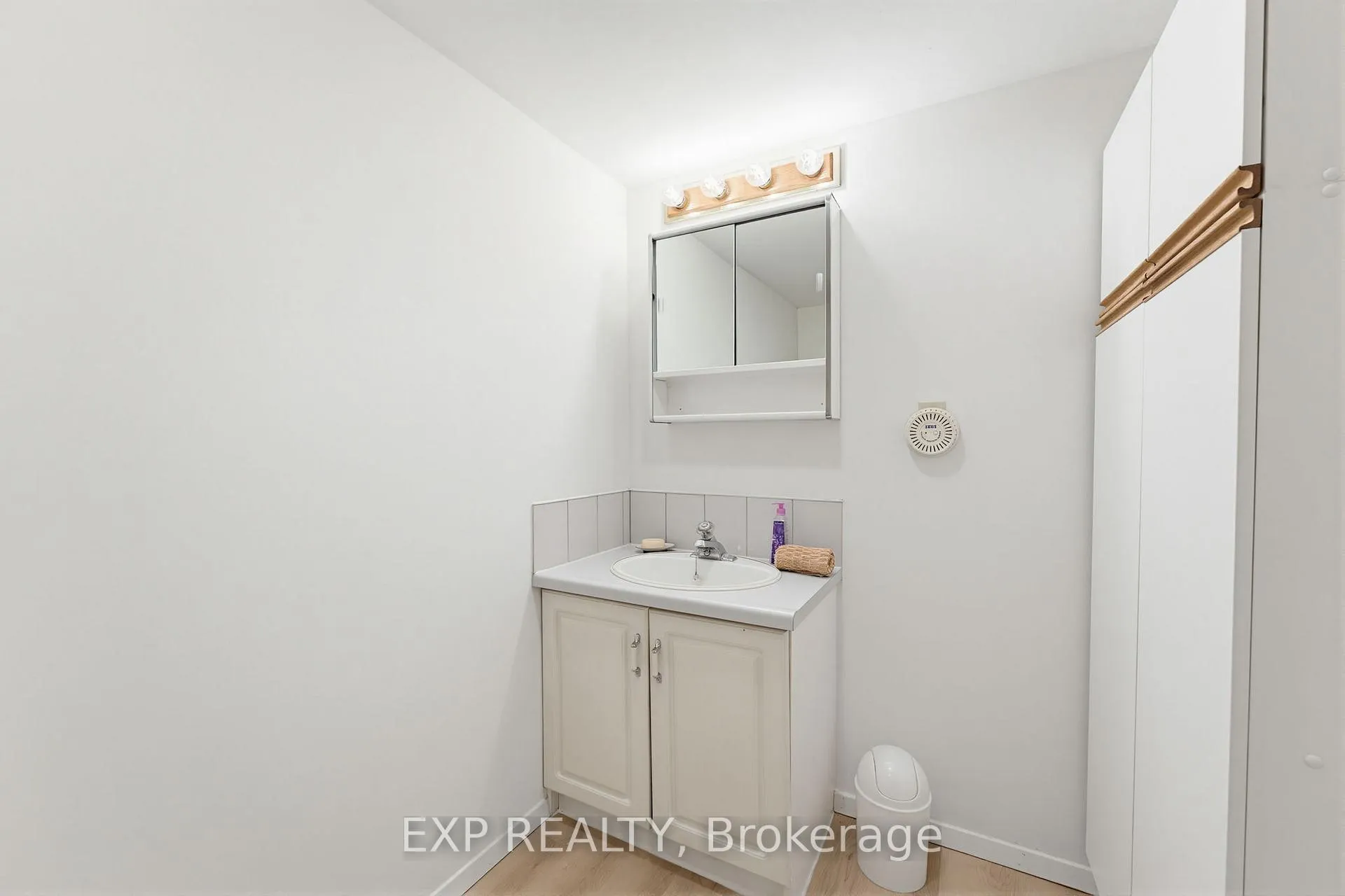 Photo 31 of 51 Bromley Road, Hamilton, Hill Park — HOMEH