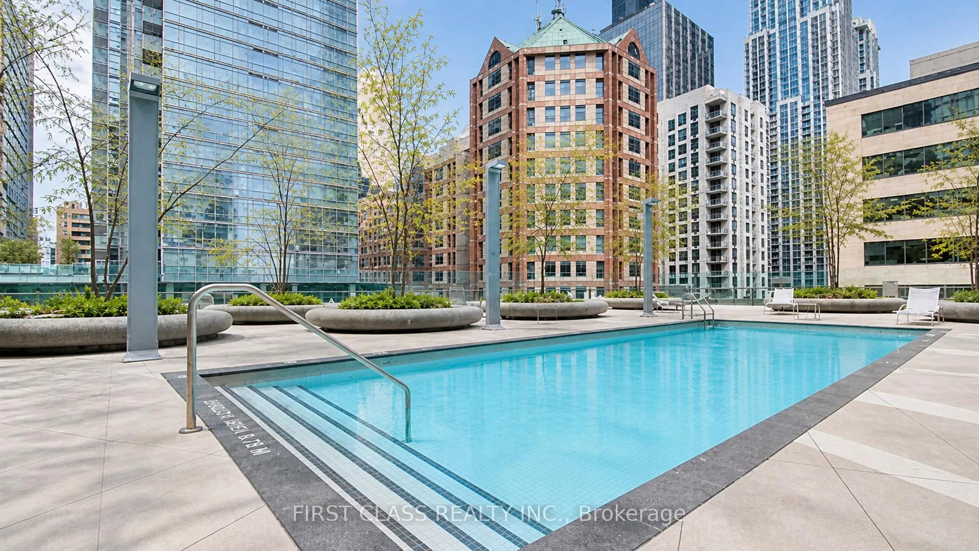 Photo 7 of Unit 4608, 832 Bay Street, Toronto, Bay Street Corridor — HOMEH
