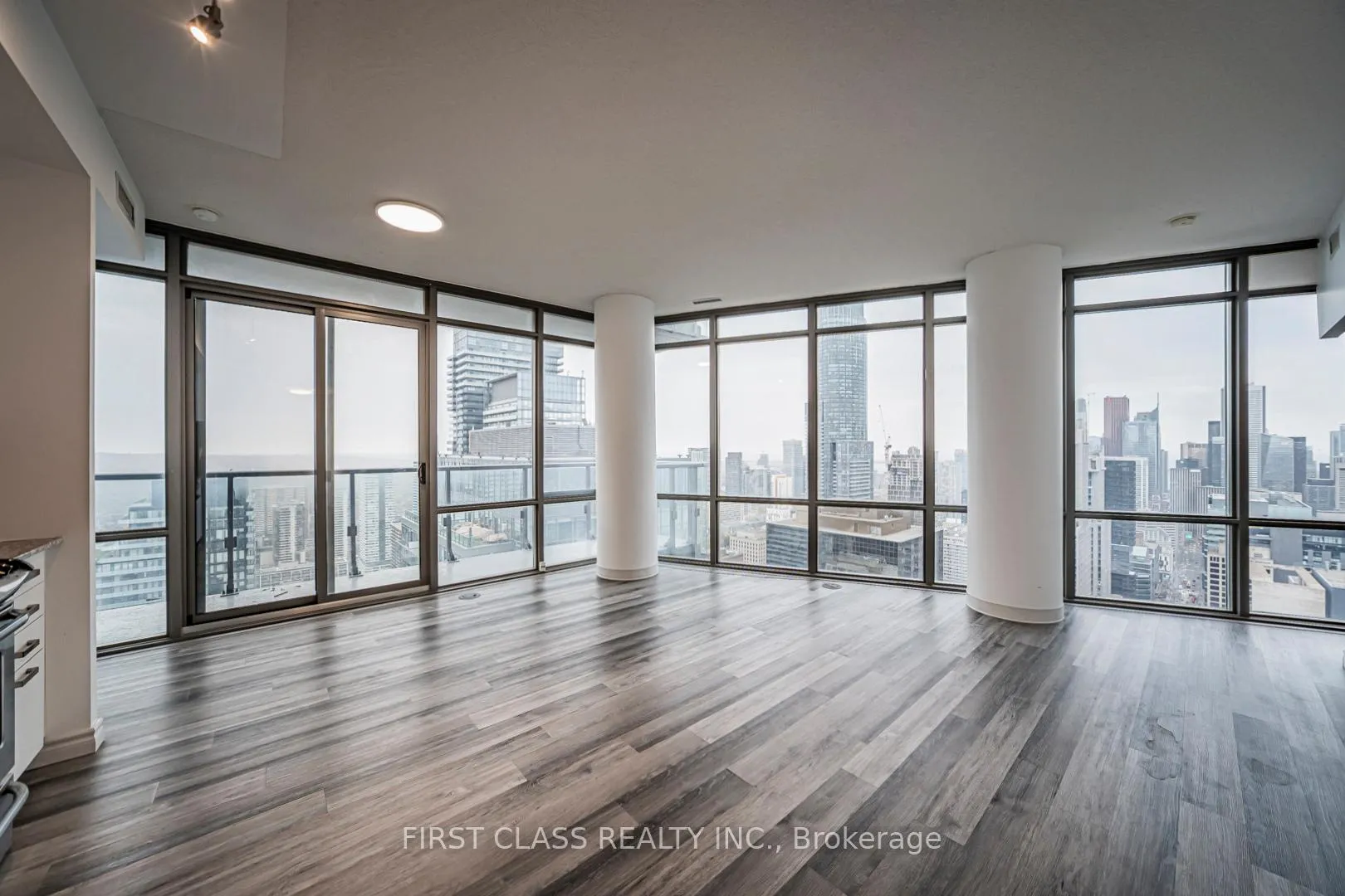 Photo 13 of Unit 4608, 832 Bay Street, Toronto, Bay Street Corridor — HOMEH