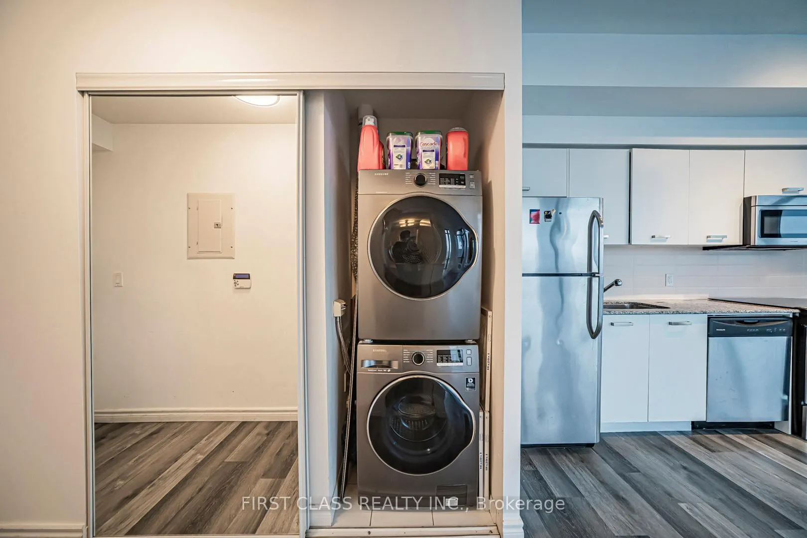 Photo 16 of Unit 4608, 832 Bay Street, Toronto, Bay Street Corridor — HOMEH