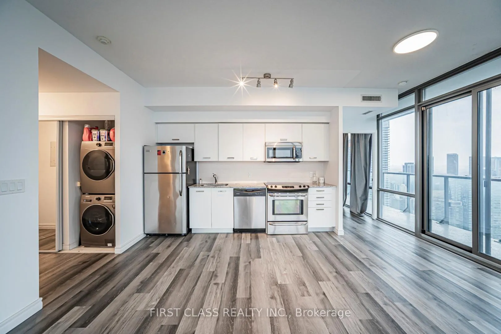 Photo 23 of Unit 4608, 832 Bay Street, Toronto, Bay Street Corridor — HOMEH