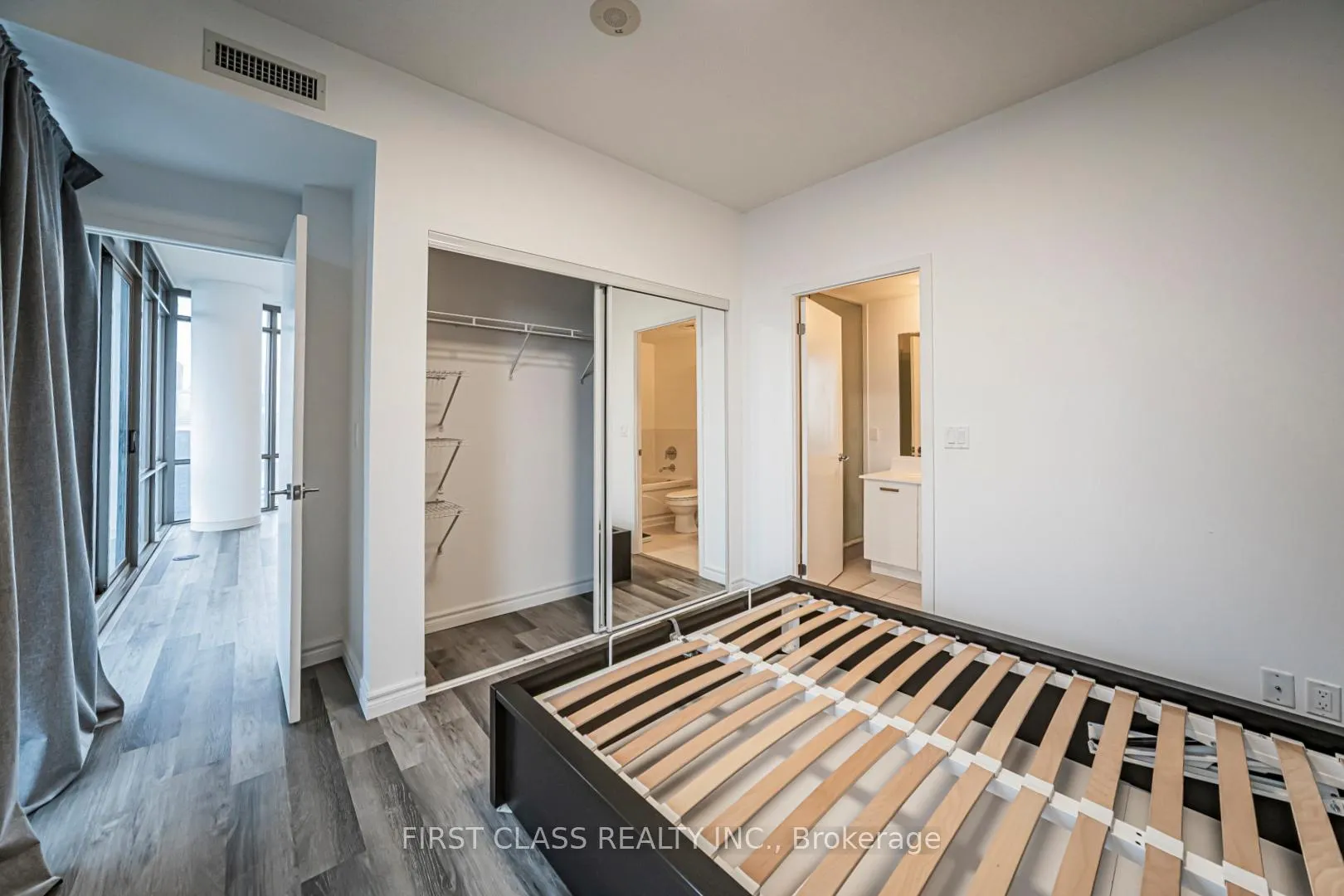 Photo 30 of Unit 4608, 832 Bay Street, Toronto, Bay Street Corridor — HOMEH