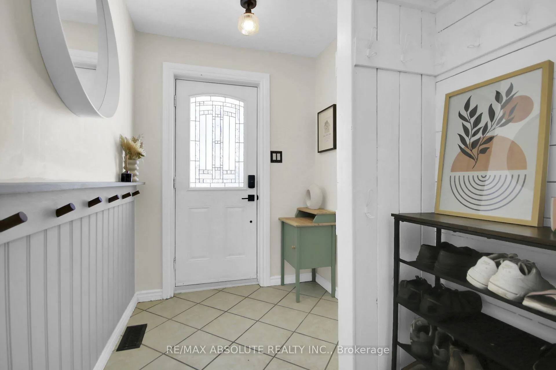 Photo 3 of 294 Turnstone Court, Ottawa, Chatelaine Village — HOMEH