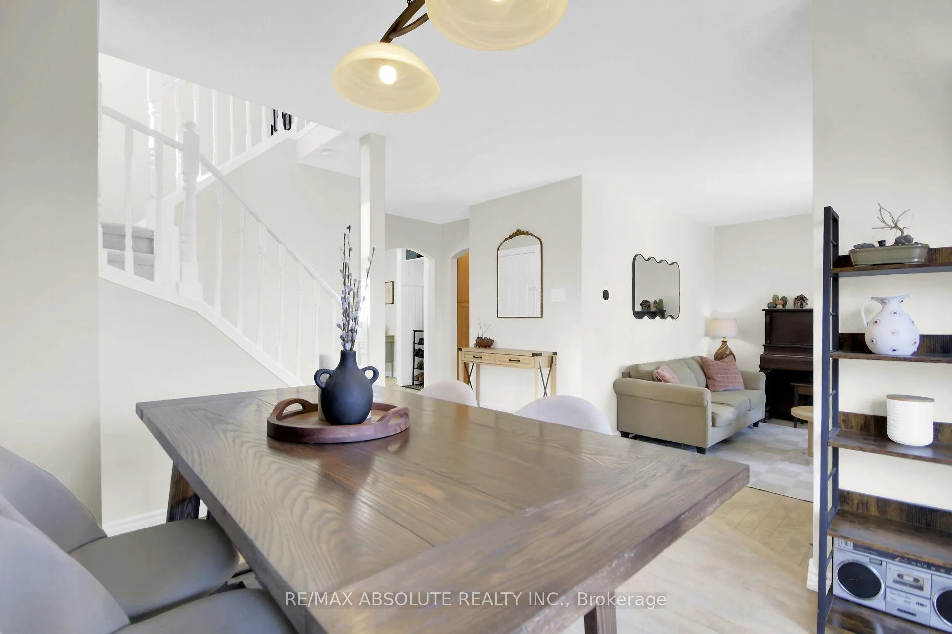 Photo 10 of 294 Turnstone Court, Ottawa, Chatelaine Village — HOMEH