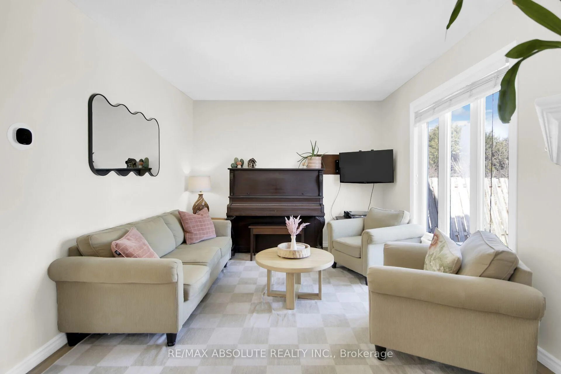 Photo 14 of 294 Turnstone Court, Ottawa, Chatelaine Village — HOMEH