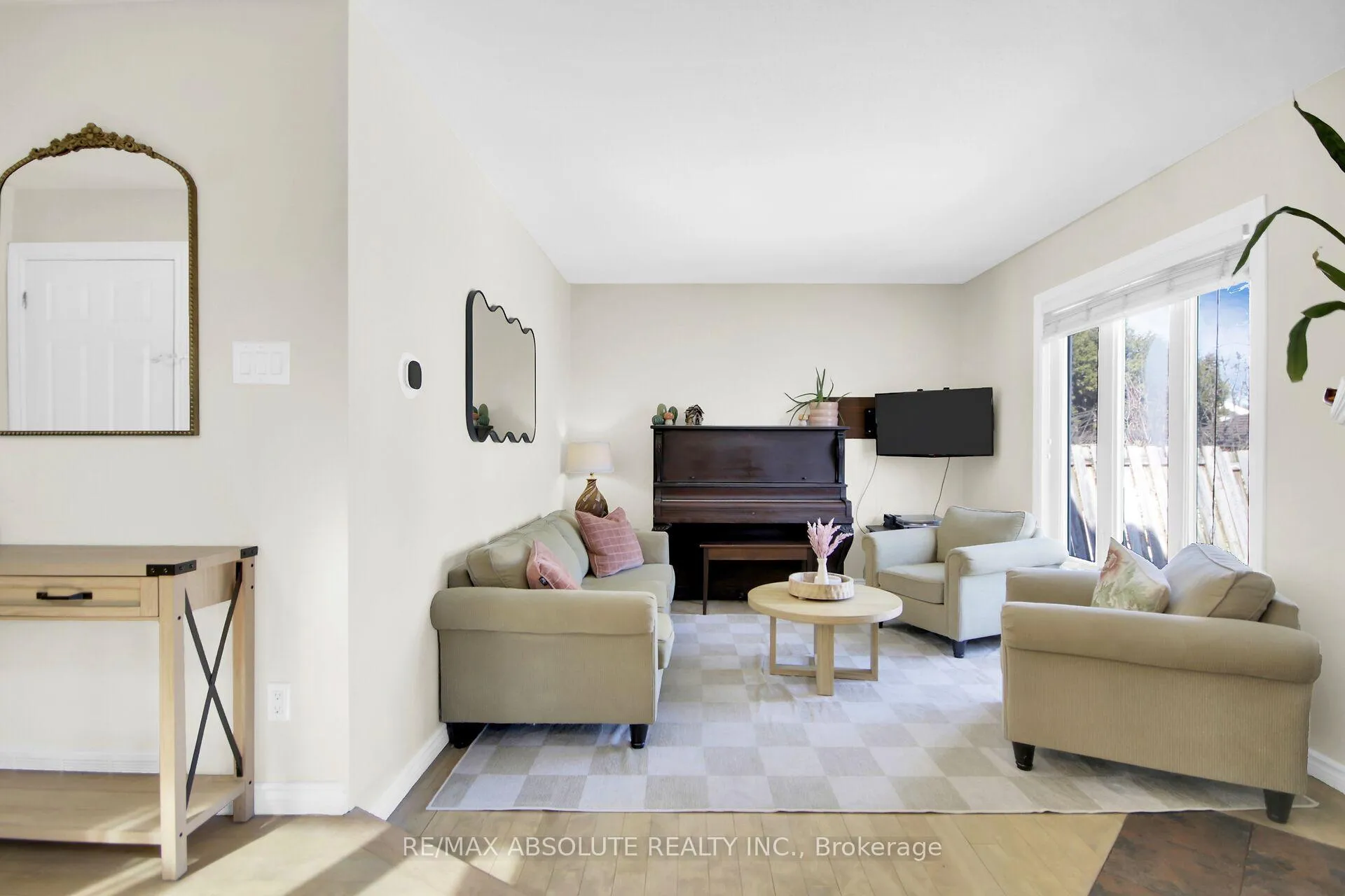 Photo 17 of 294 Turnstone Court, Ottawa, Chatelaine Village — HOMEH