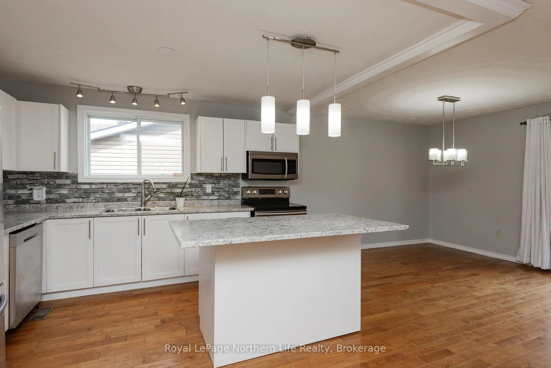 Photo 11 of 57 Nancy Drive, North Bay, College Heights — HOMEH