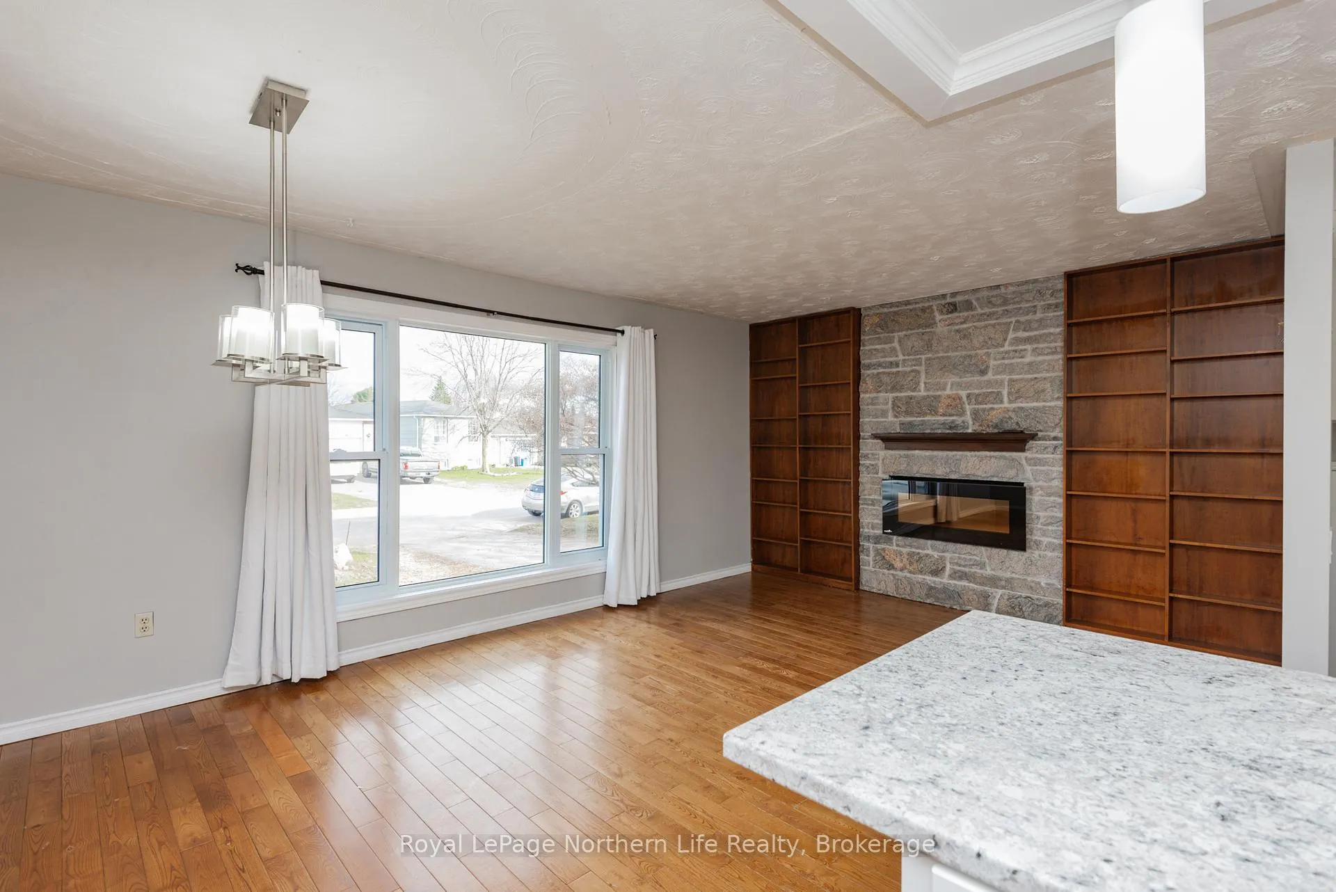 Photo 18 of 57 Nancy Drive, North Bay, College Heights — HOMEH