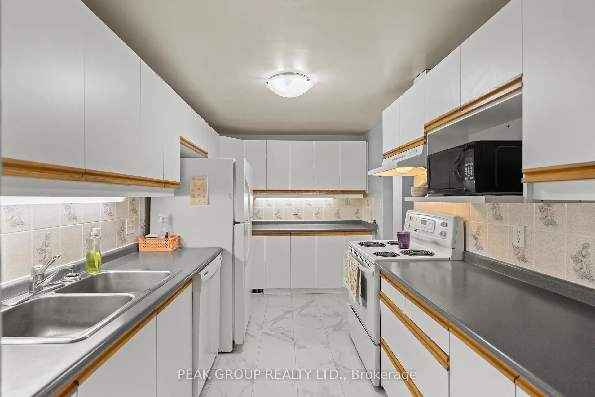 Photo 11 of 26 Tara Crescent, Thorold, Confederation Heights — HOMEH