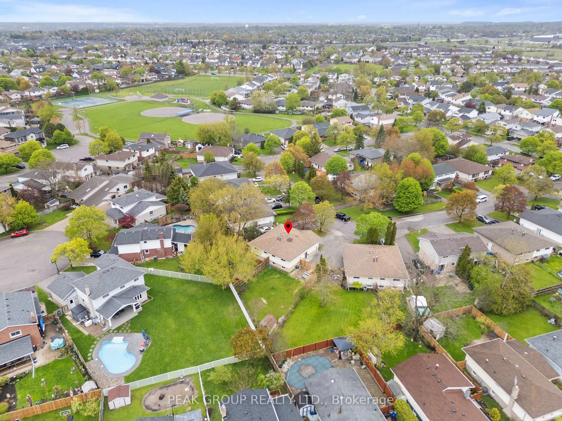Photo 32 of 26 Tara Crescent, Thorold, Confederation Heights — HOMEH