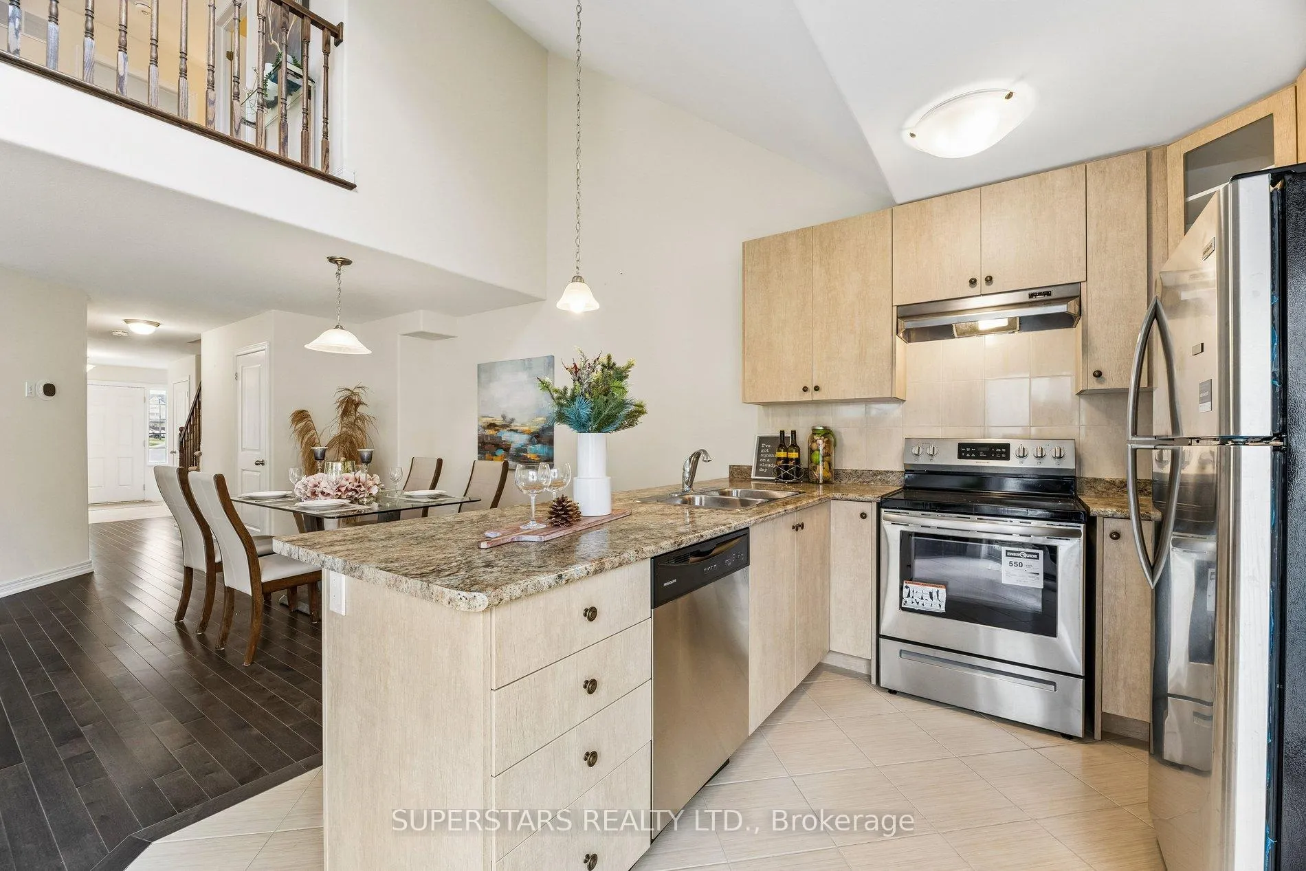 Photo 10 of 606 Haylock Gardens, Peterborough, Northcrest Ward 5 — HOMEH