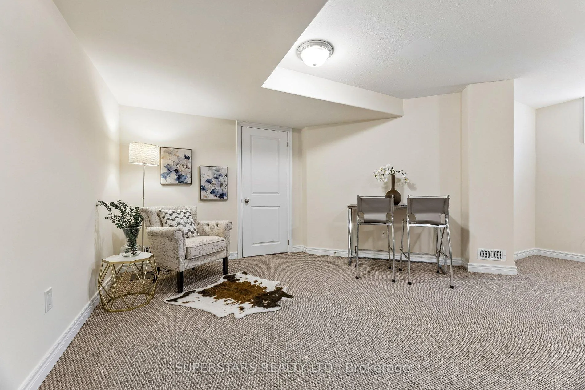 Photo 24 of 606 Haylock Gardens, Peterborough, Northcrest Ward 5 — HOMEH