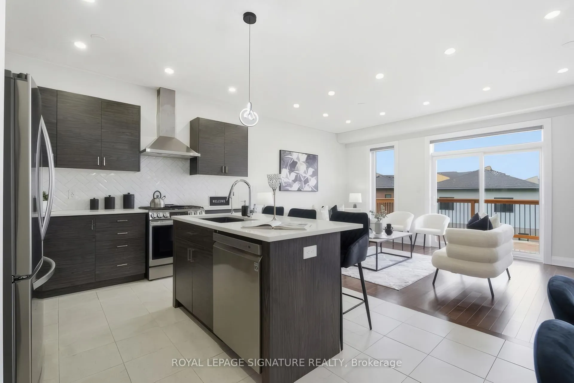 Photo 8 of 512 Nathalie Crescent, Kitchener — HOMEH