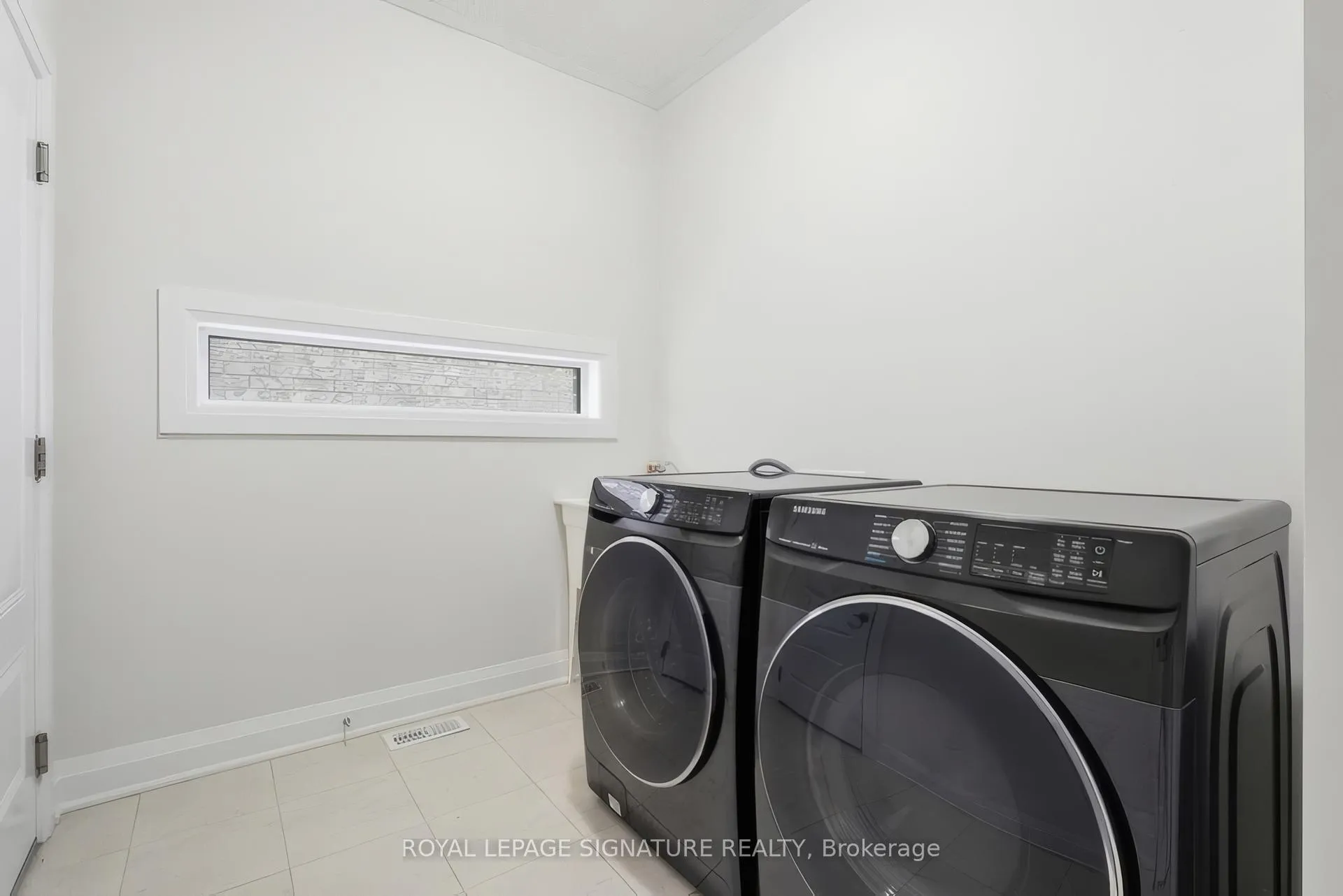 Photo 14 of 512 Nathalie Crescent, Kitchener — HOMEH