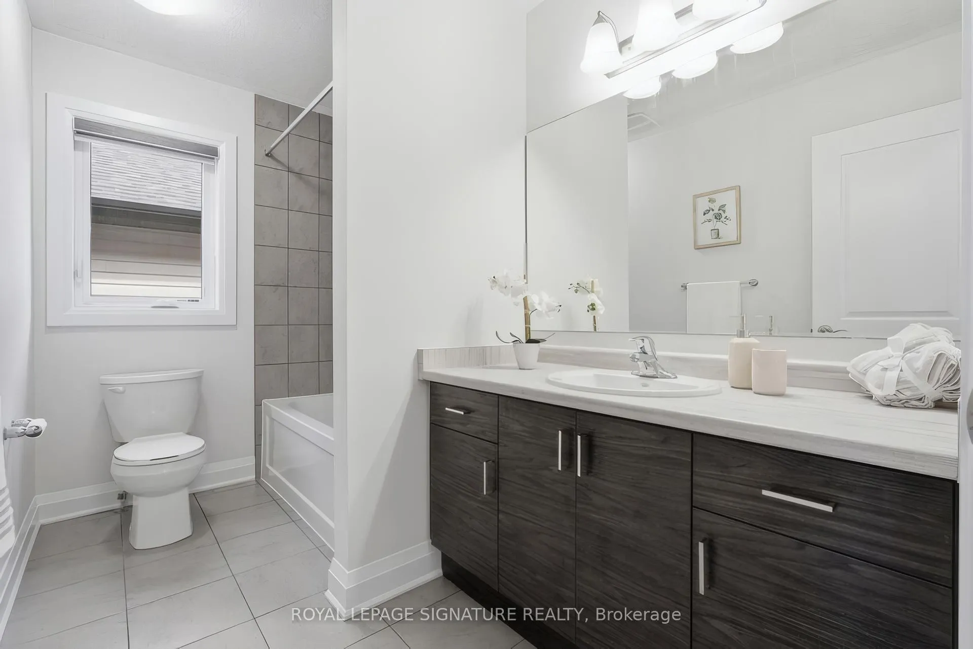 Photo 26 of 512 Nathalie Crescent, Kitchener — HOMEH