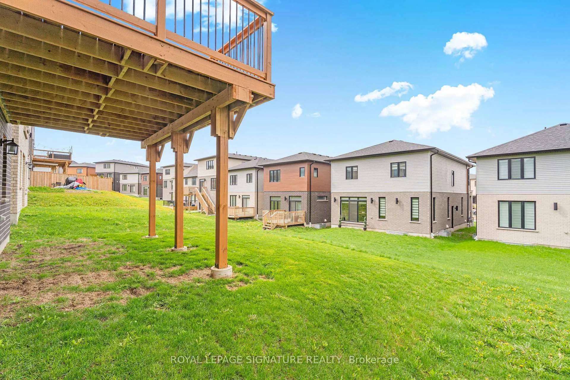 Photo 37 of 512 Nathalie Crescent, Kitchener — HOMEH