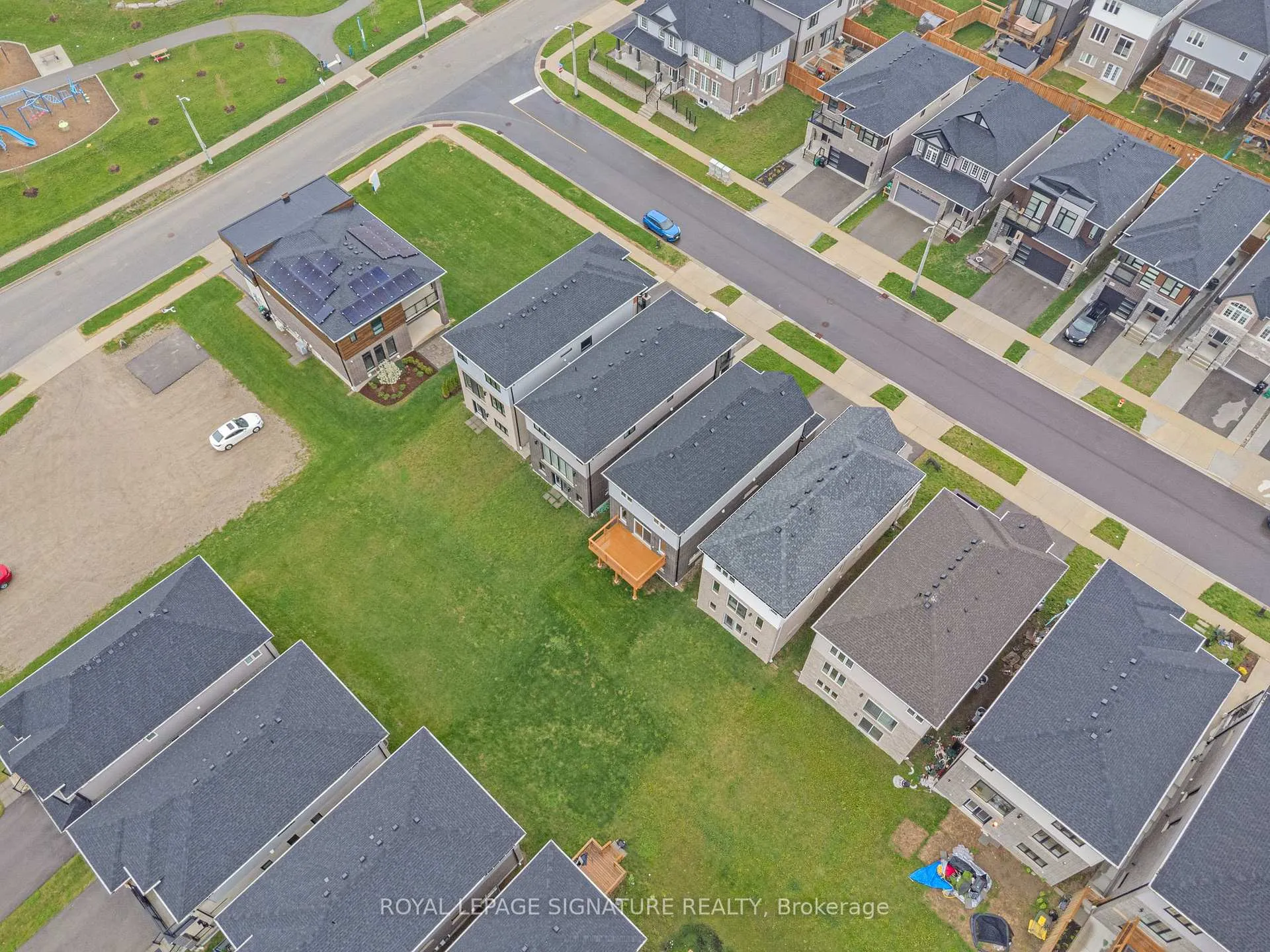 Photo 46 of 512 Nathalie Crescent, Kitchener — HOMEH