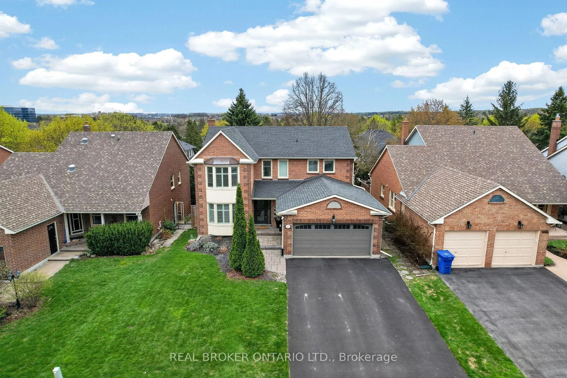 Photo 1 of 267 John Bowser Crescent, Newmarket, Glenway Estates — HOMEH