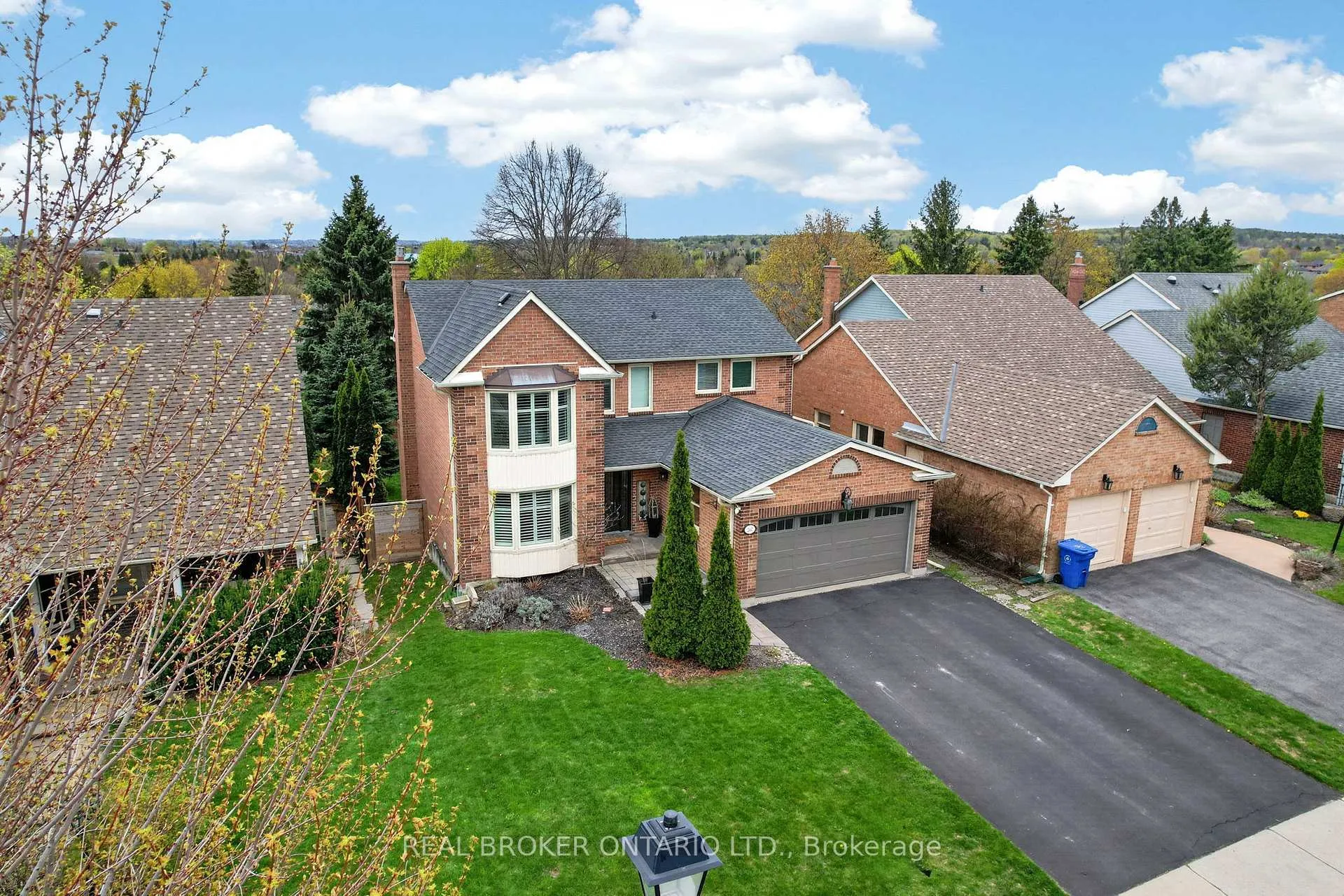 Photo 49 of 267 John Bowser Crescent, Newmarket, Glenway Estates — HOMEH