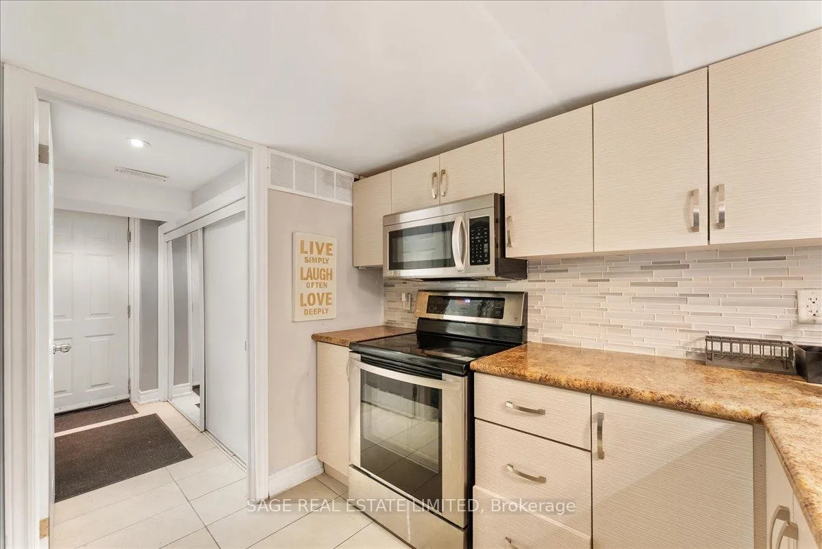Photo 9 of Unit Lower, 207 Cedarvale Avenue, Toronto, Woodbine-Lumsden — HOMEH