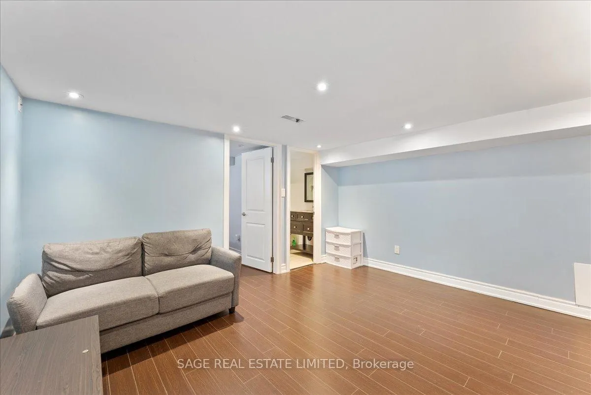 Photo 12 of Unit Lower, 207 Cedarvale Avenue, Toronto, Woodbine-Lumsden — HOMEH