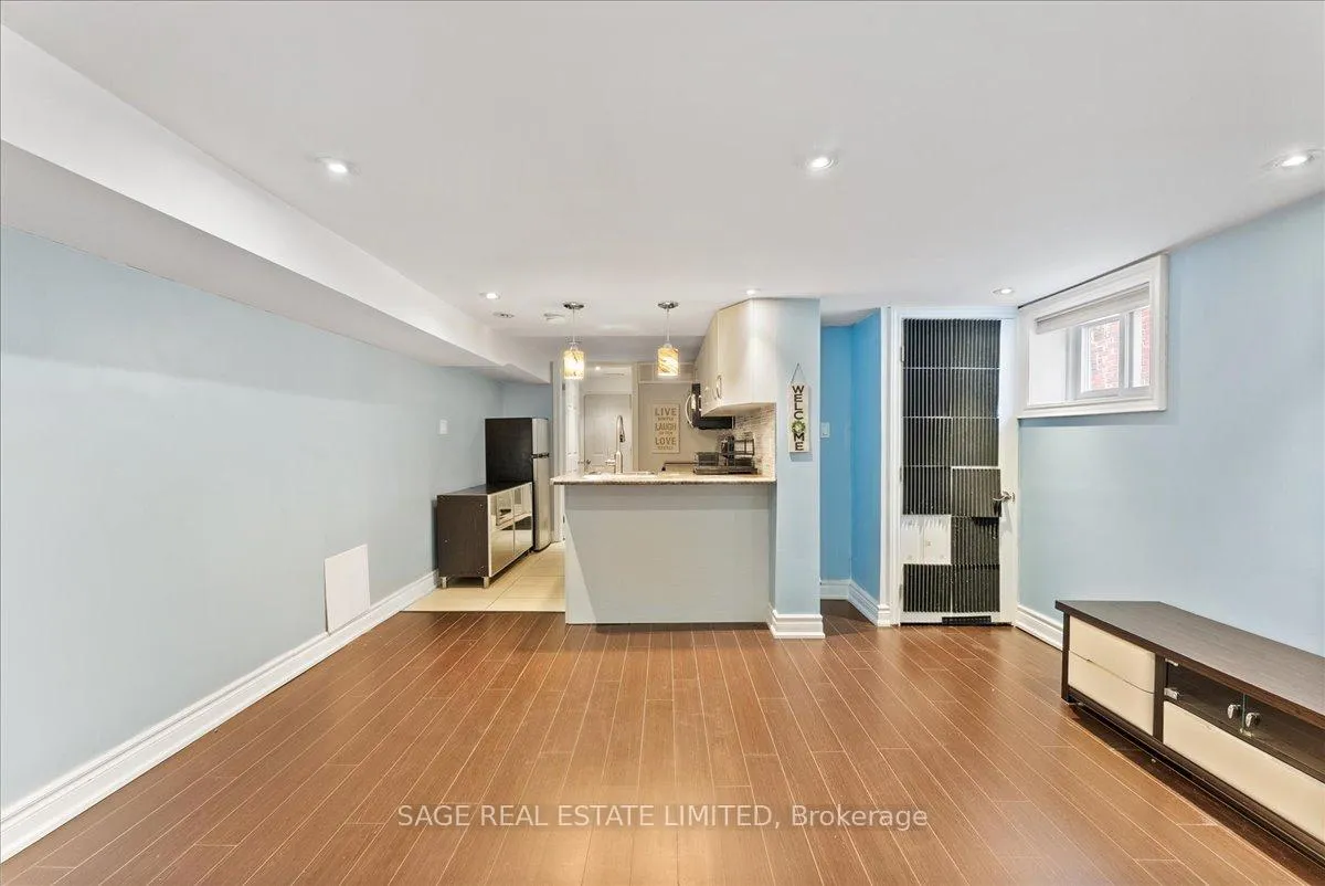 Photo 13 of Unit Lower, 207 Cedarvale Avenue, Toronto, Woodbine-Lumsden — HOMEH