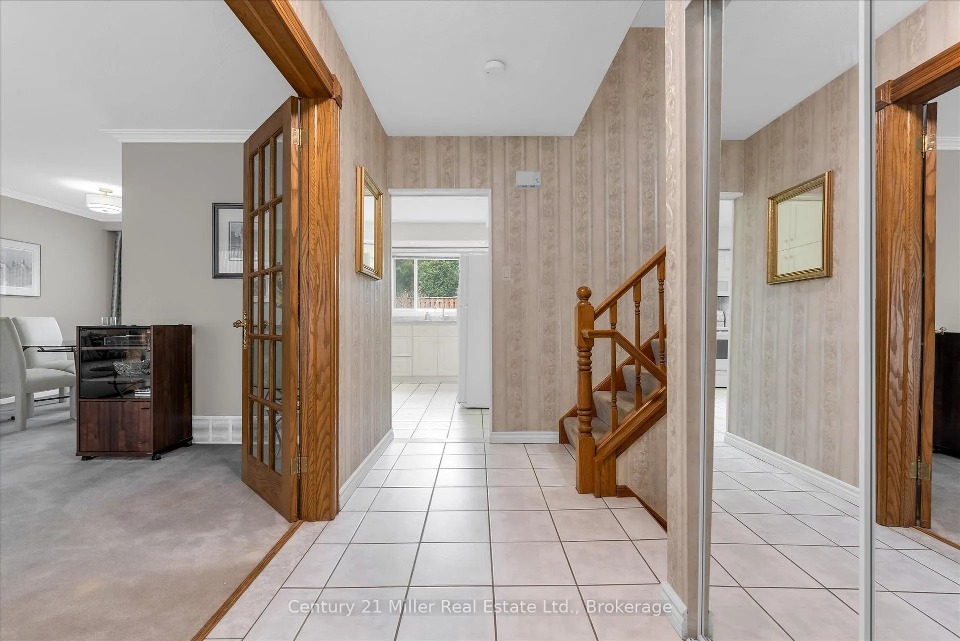 Photo 4 of 534 Elwood Road, Burlington, Roseland — HOMEH