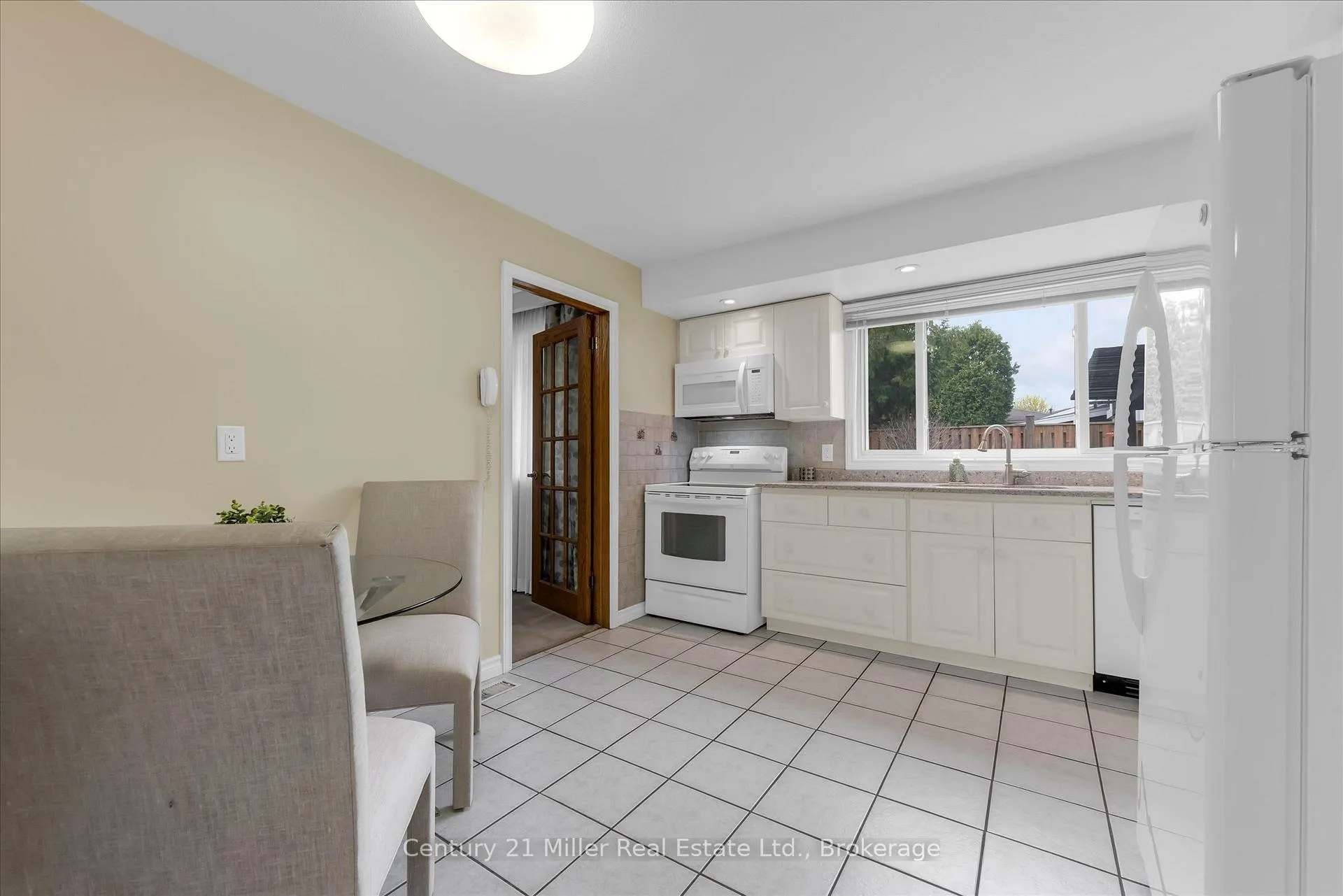 Photo 11 of 534 Elwood Road, Burlington, Roseland — HOMEH