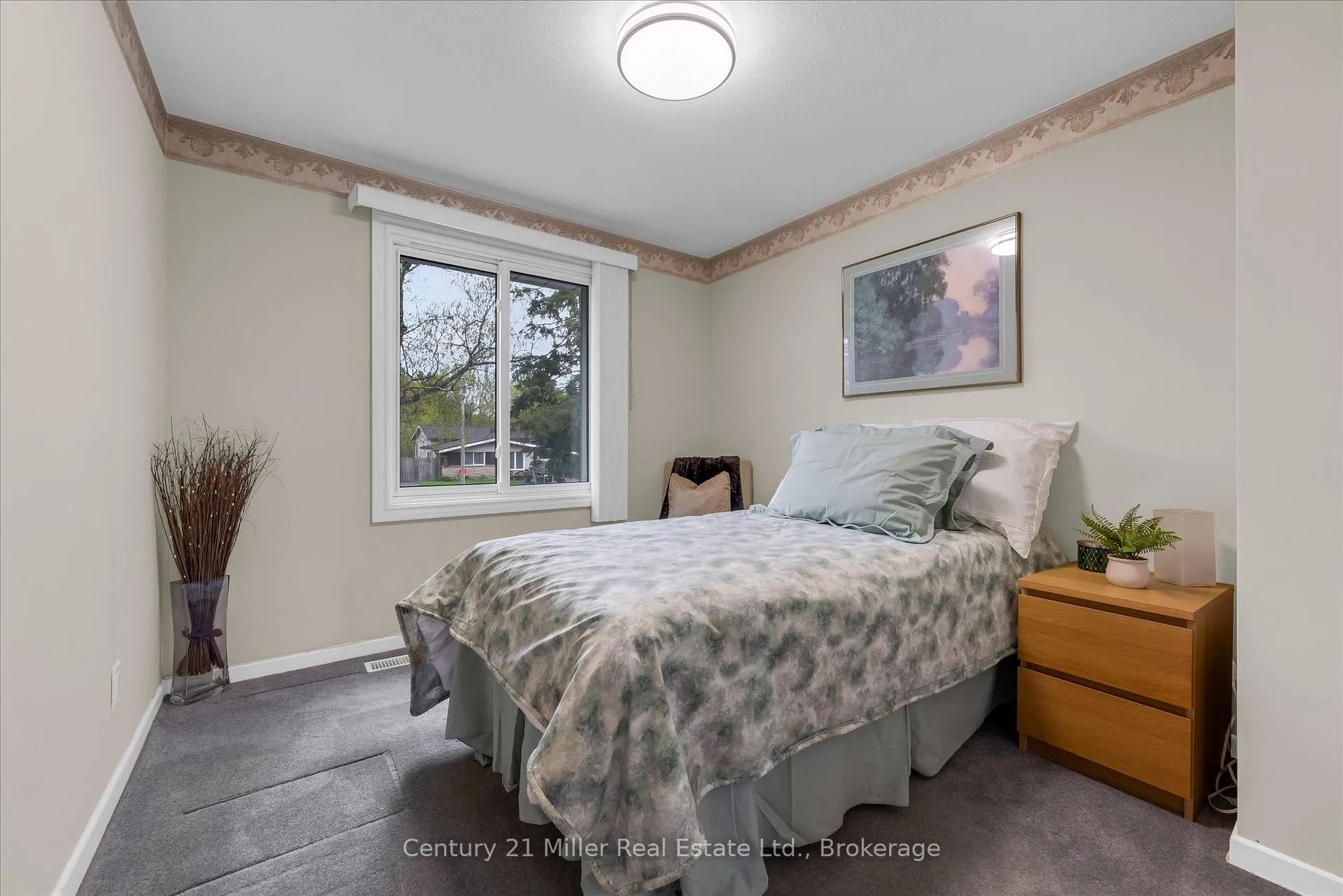 Photo 18 of 534 Elwood Road, Burlington, Roseland — HOMEH
