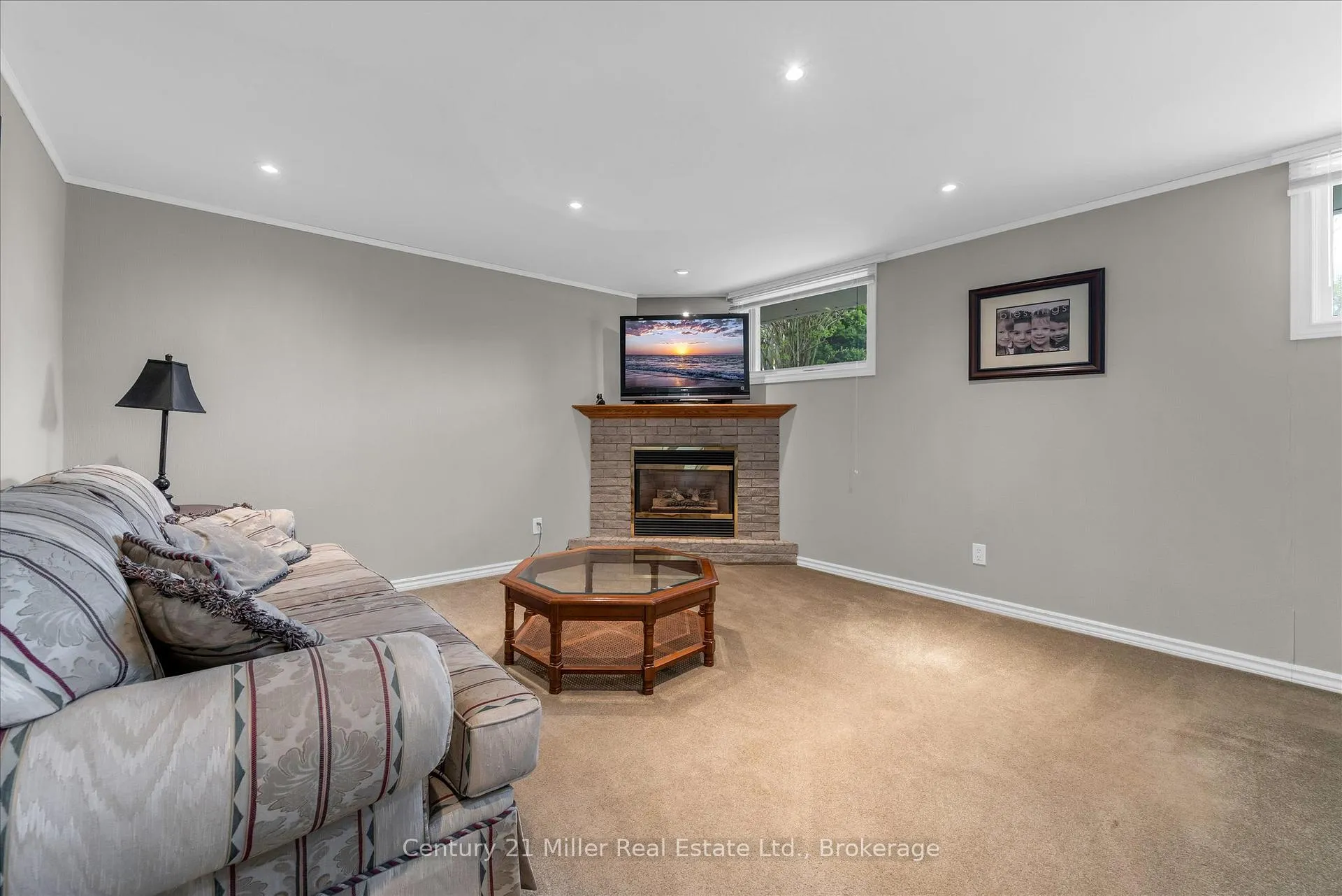 Photo 23 of 534 Elwood Road, Burlington, Roseland — HOMEH