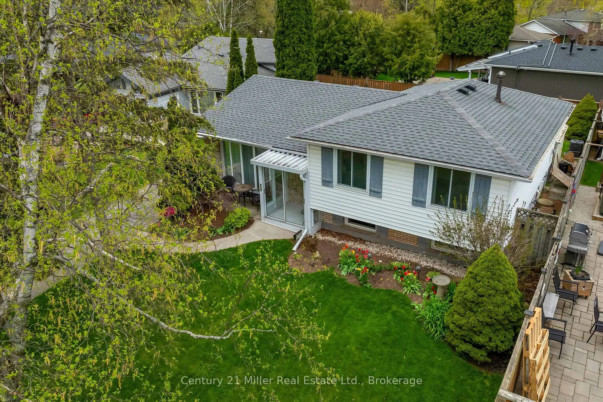 Photo 33 of 534 Elwood Road, Burlington, Roseland — HOMEH
