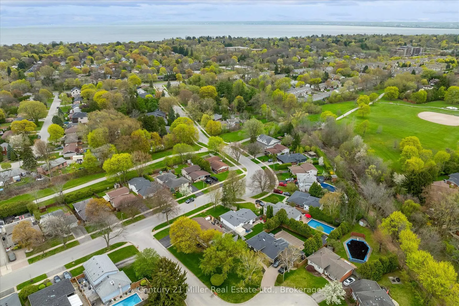 Photo 37 of 534 Elwood Road, Burlington, Roseland — HOMEH
