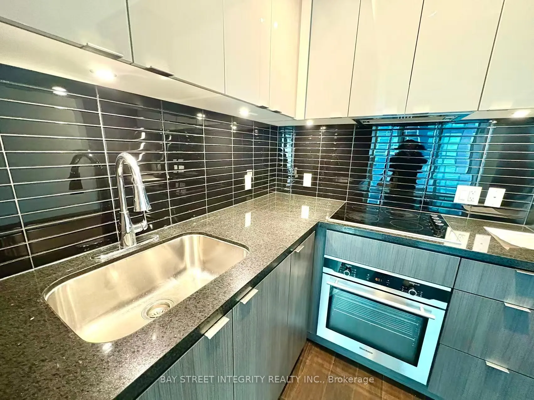 Photo 7 of Unit 3210, 125 Blue Jays Way, Toronto, Waterfront Communities — HOMEH