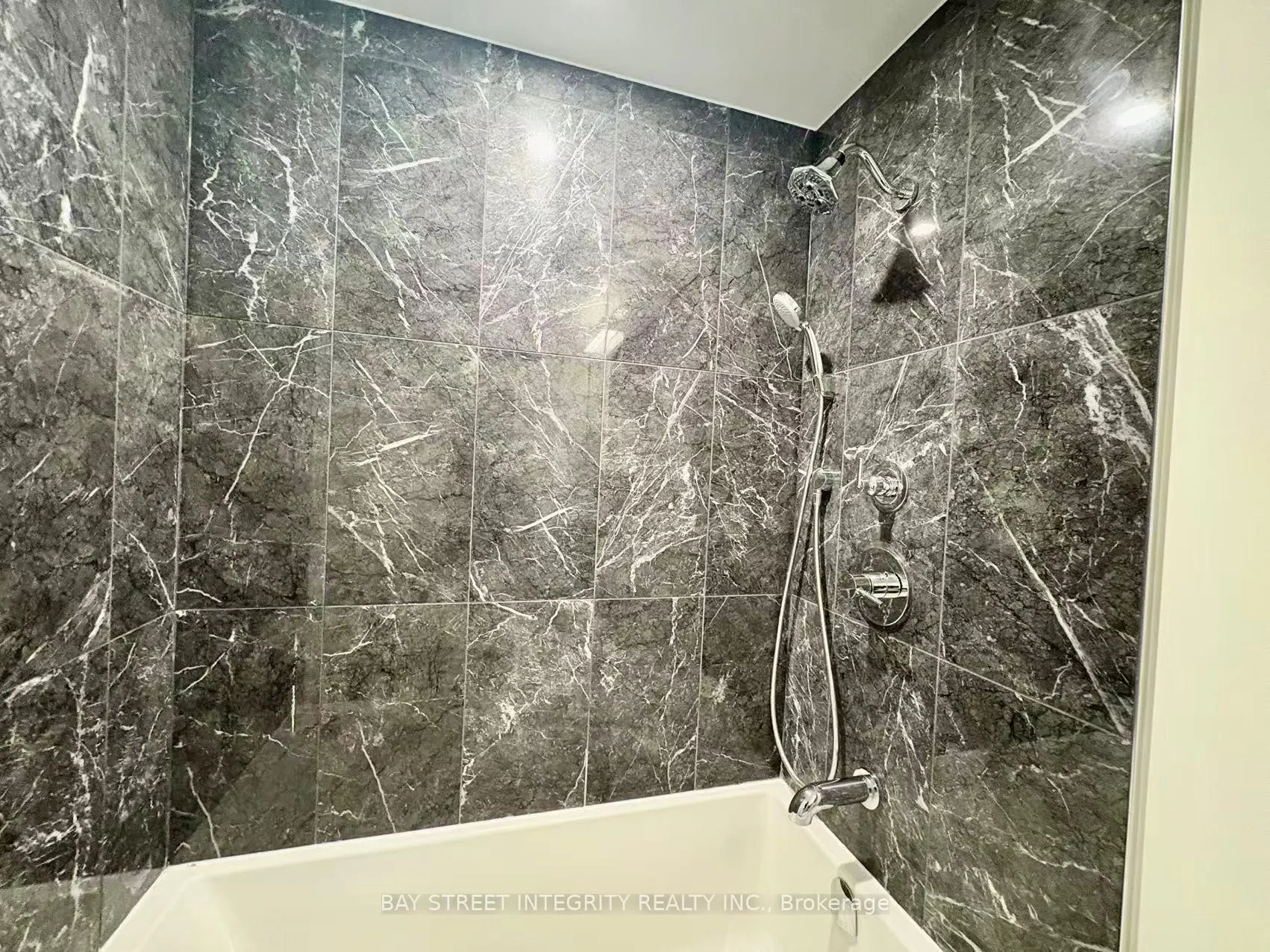 Photo 11 of Unit 3210, 125 Blue Jays Way, Toronto, Waterfront Communities — HOMEH