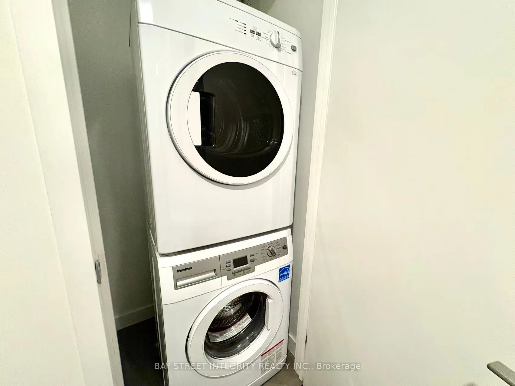 Photo 12 of Unit 3210, 125 Blue Jays Way, Toronto, Waterfront Communities — HOMEH