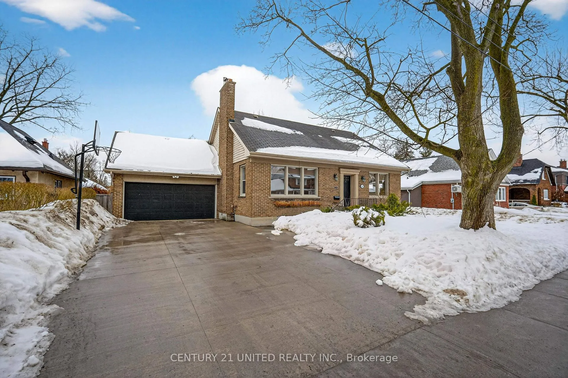 Photo 1 of 499 Hunter Street W, Peterborough, Town Ward 3 — HOMEH