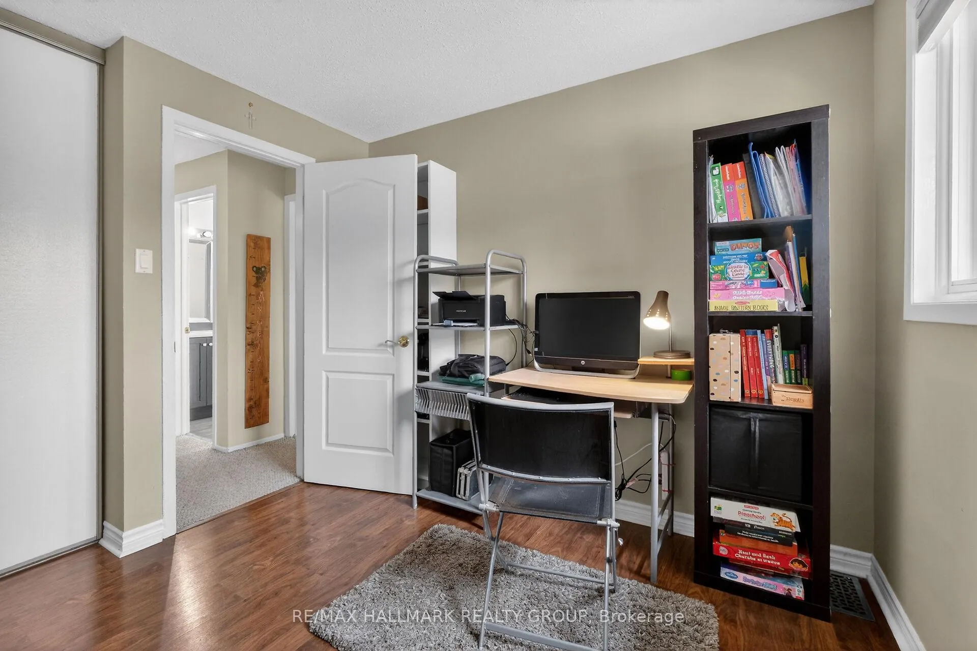 Photo 22 of 309 Des Epinettes Avenue, Ottawa, Queenswood Heights South — HOMEH