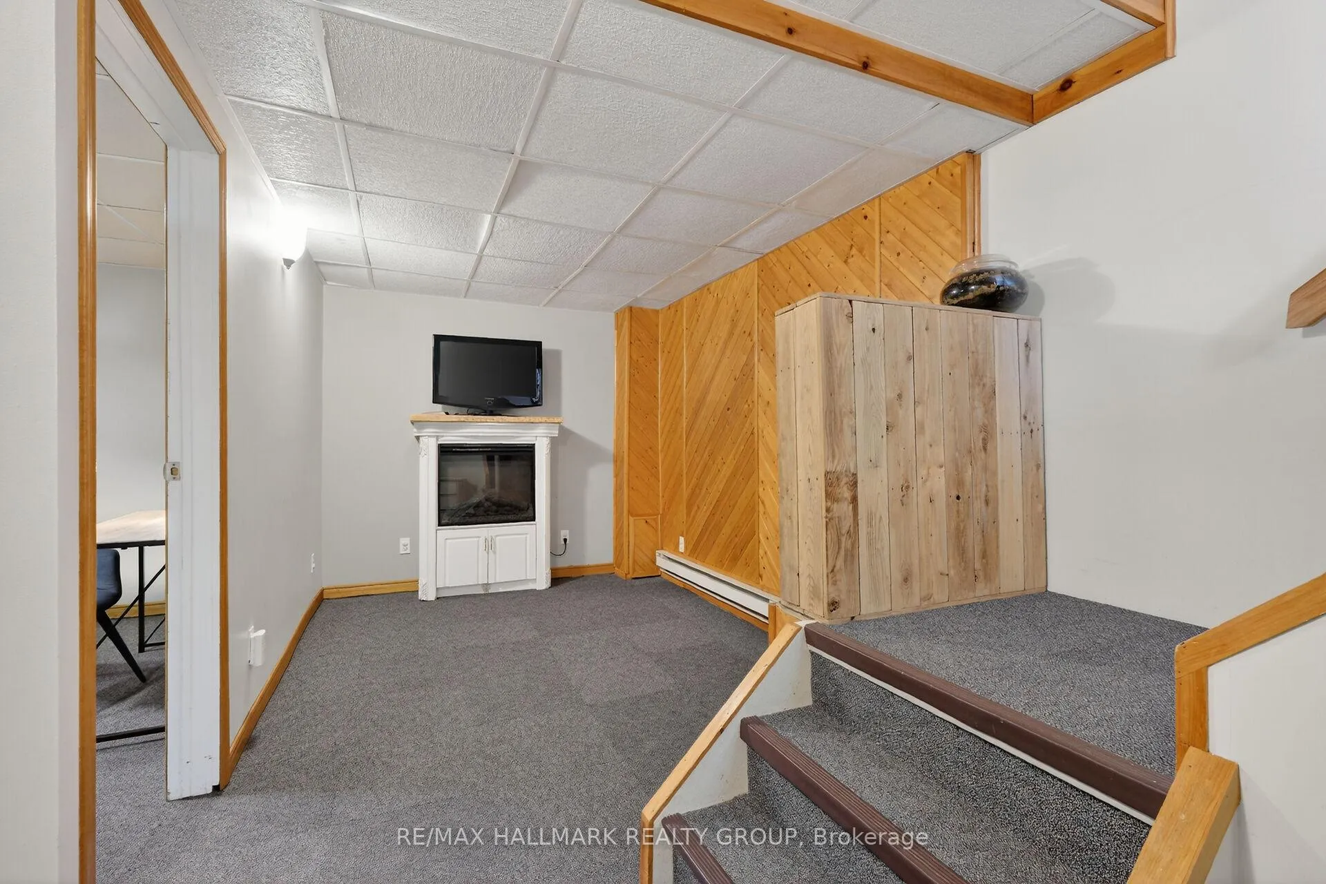 Photo 27 of 309 Des Epinettes Avenue, Ottawa, Queenswood Heights South — HOMEH