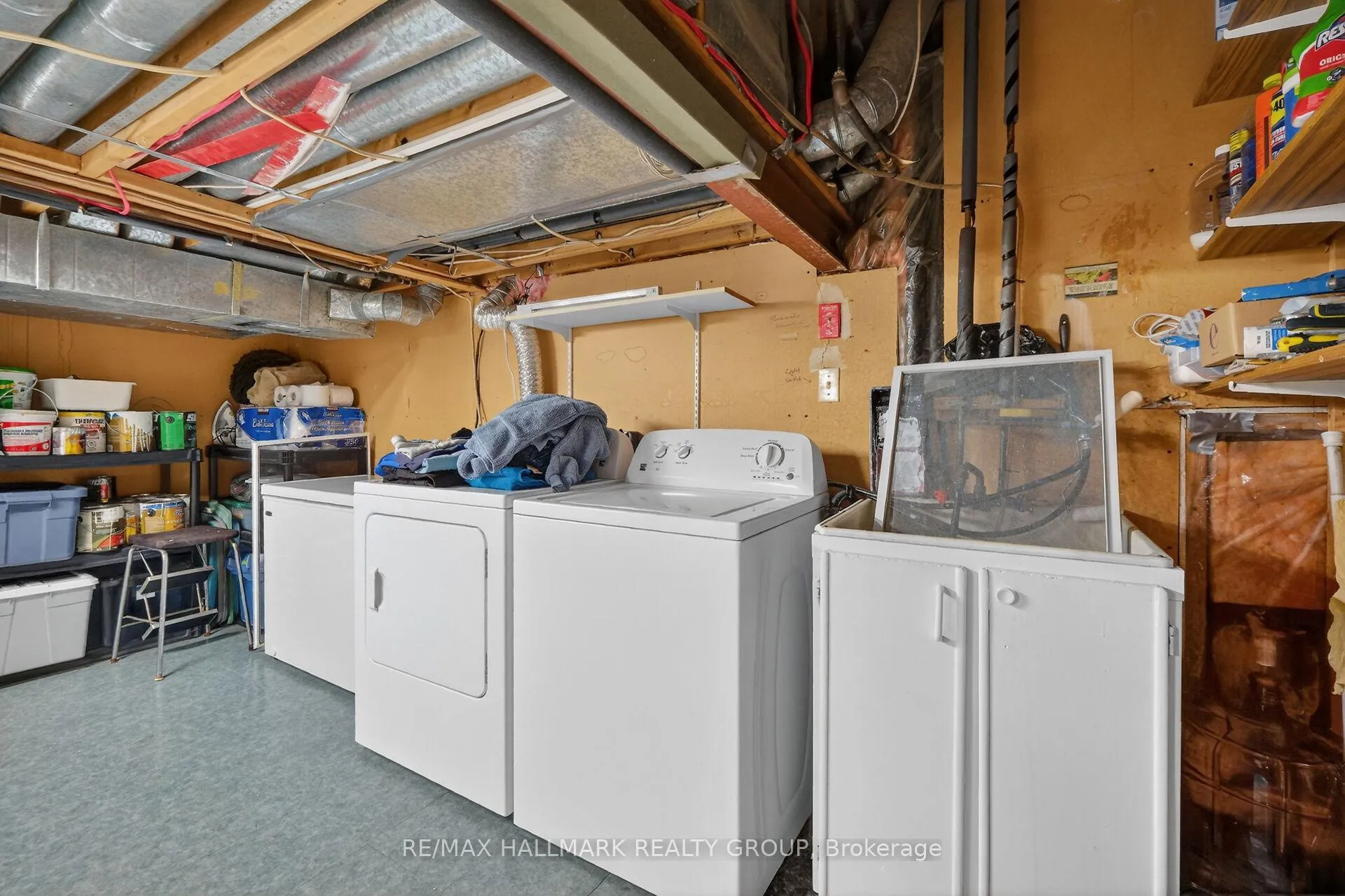 Photo 31 of 309 Des Epinettes Avenue, Ottawa, Queenswood Heights South — HOMEH