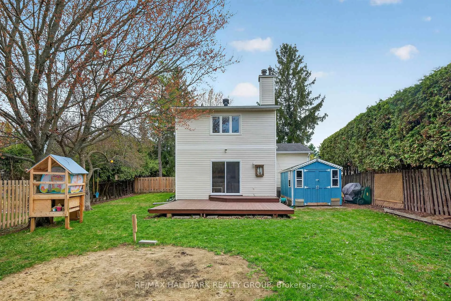 Photo 33 of 309 Des Epinettes Avenue, Ottawa, Queenswood Heights South — HOMEH