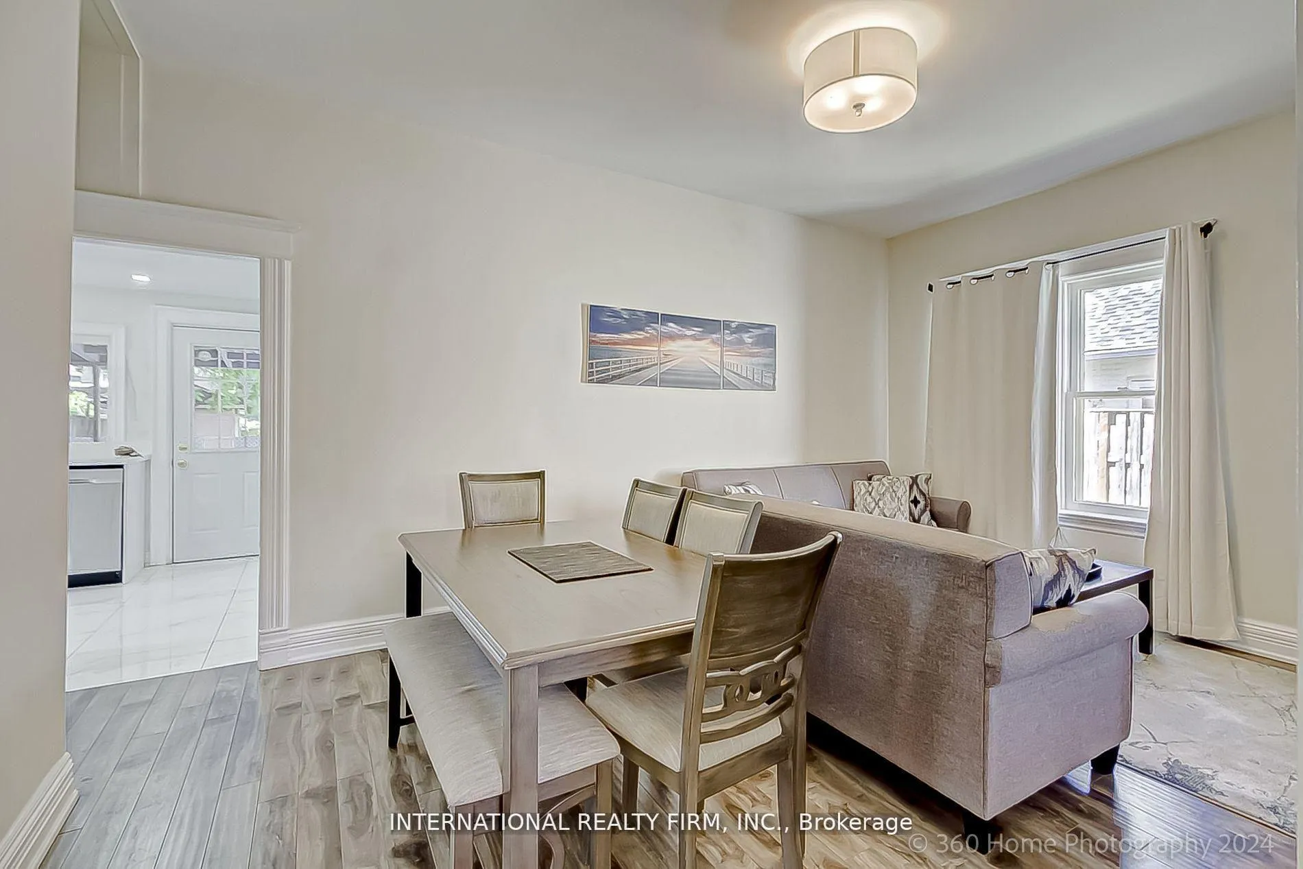 Photo 5 of 304 Innisfil Street, Barrie, Allandale — HOMEH