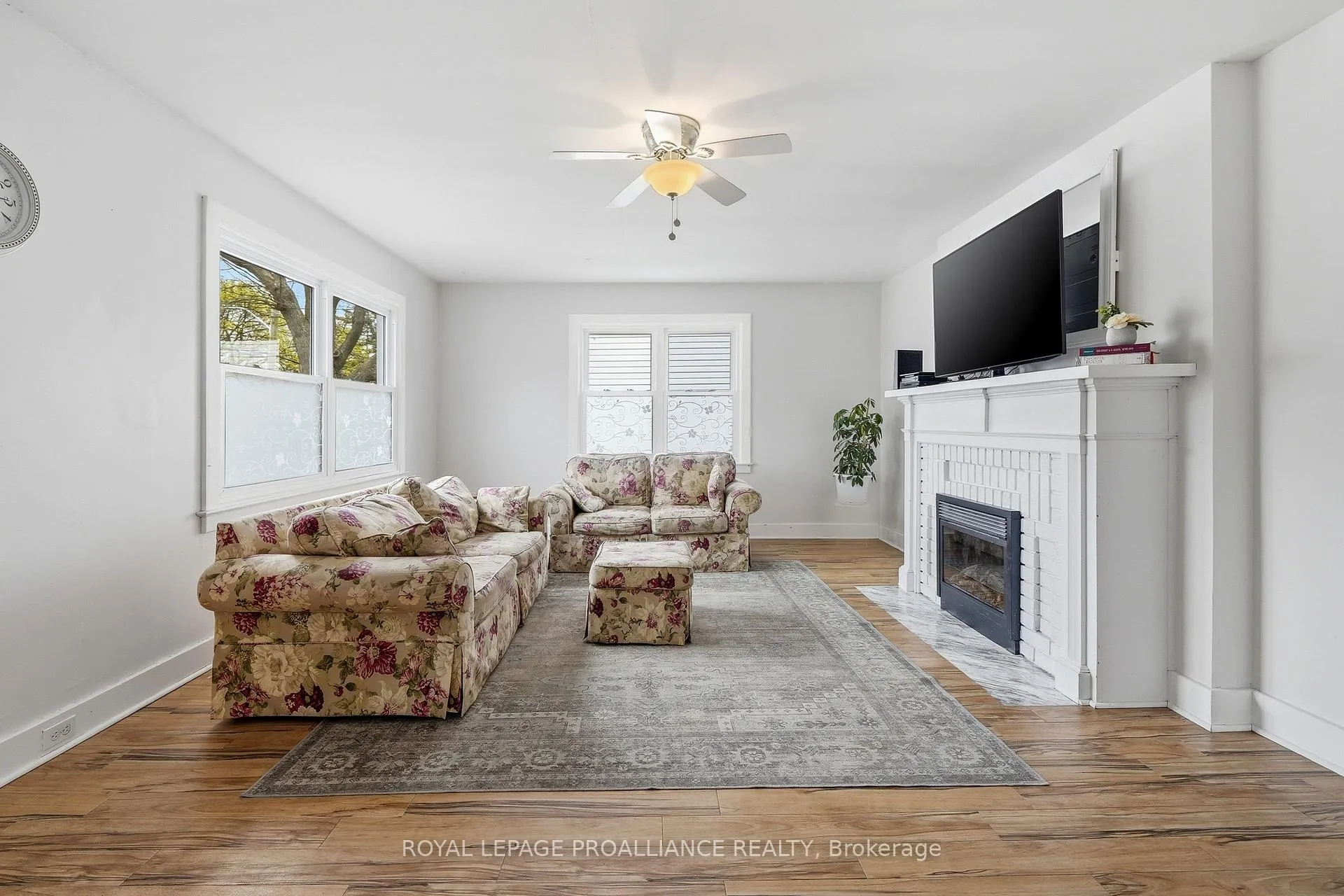 Photo 7 of 306 Dufferin Avenue, Belleville, Belleville Ward — HOMEH