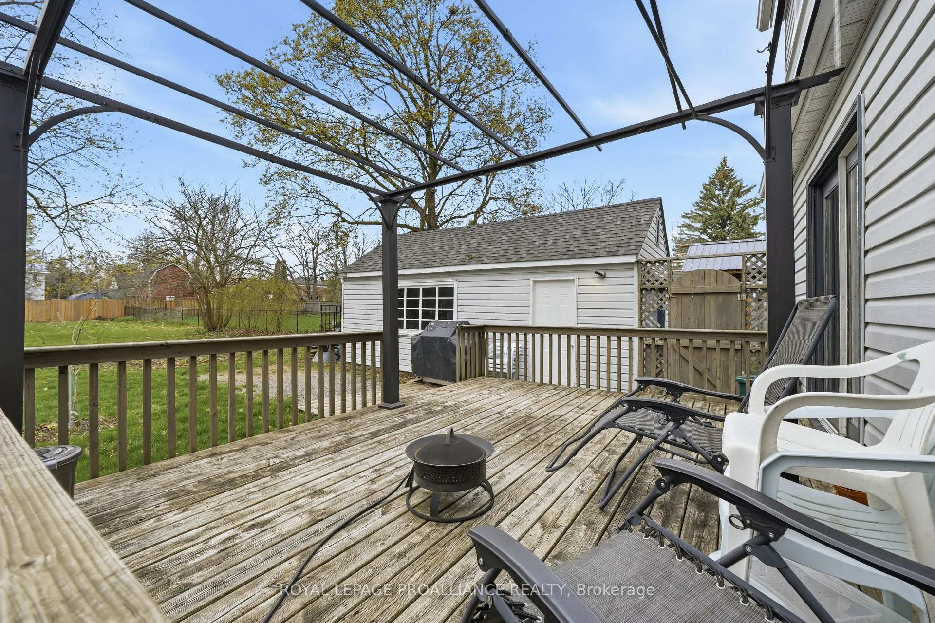 Photo 37 of 306 Dufferin Avenue, Belleville, Belleville Ward — HOMEH