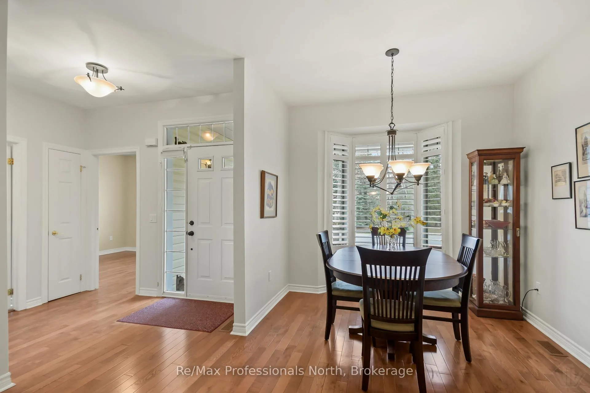 Photo 3 of 117 Hedgewood Lane, Gravenhurst, Muskoka (S) — HOMEH