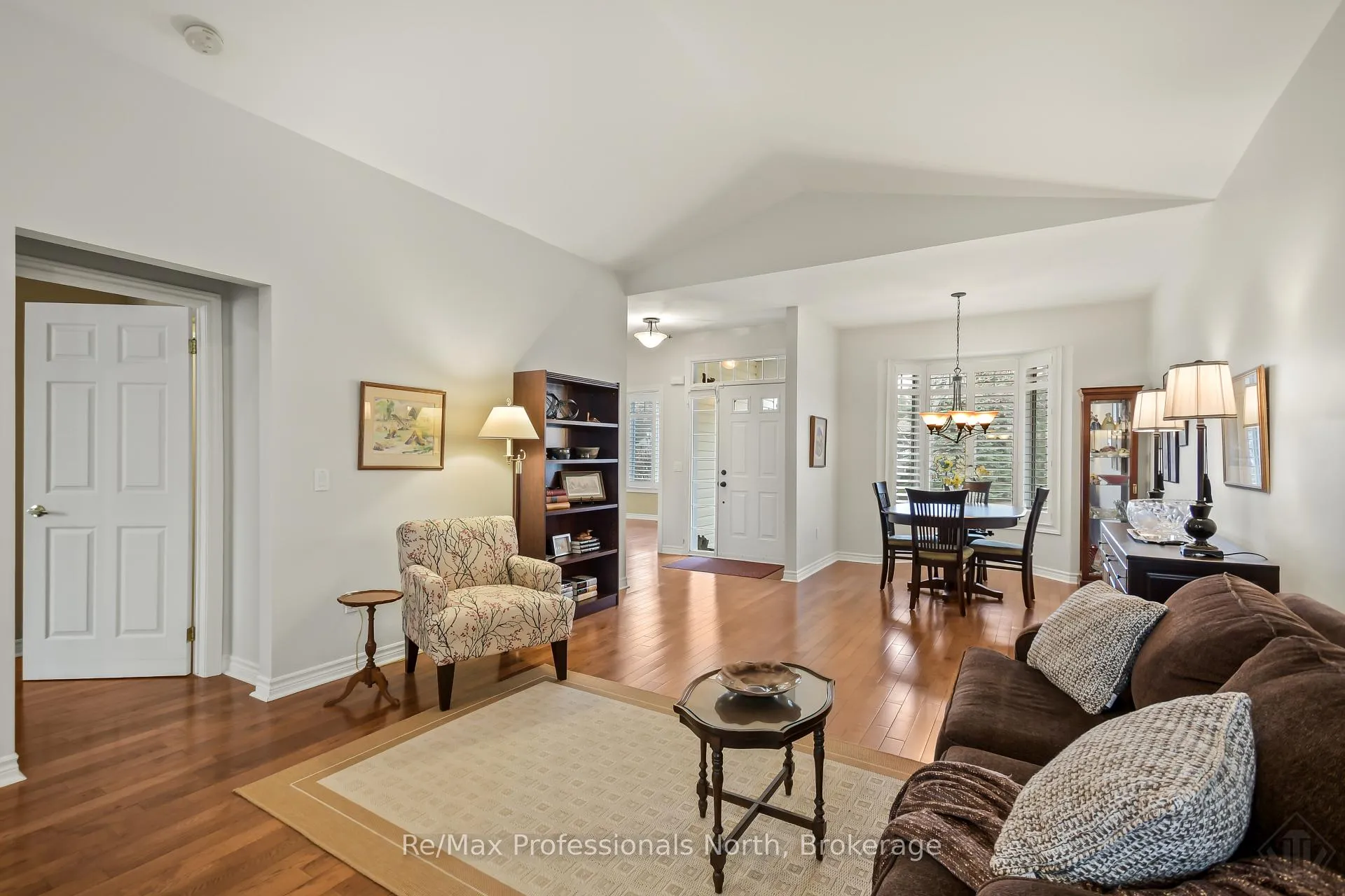 Photo 6 of 117 Hedgewood Lane, Gravenhurst, Muskoka (S) — HOMEH