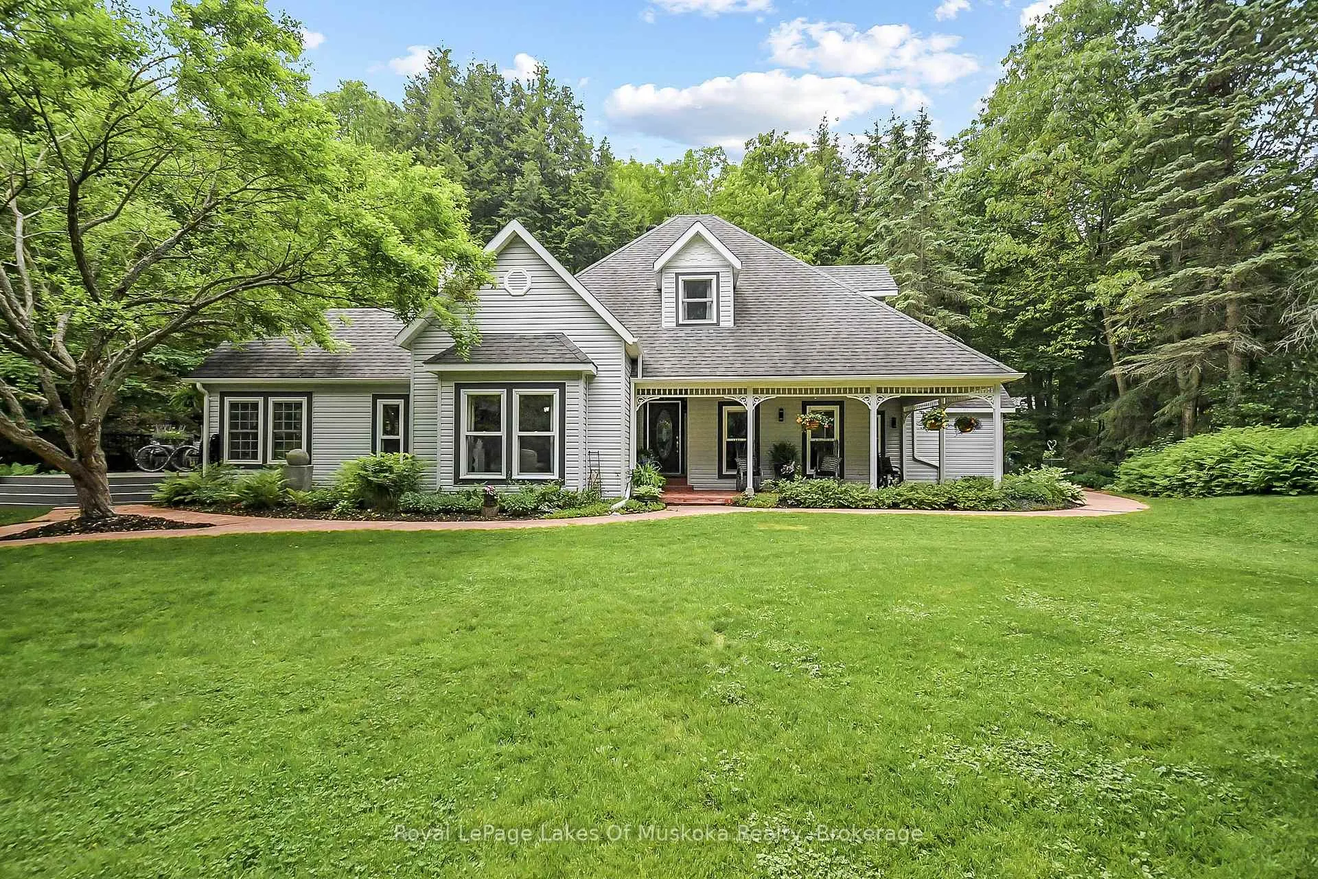 Photo 4 of 103 Southbank Drive, Bracebridge, Draper — HOMEH
