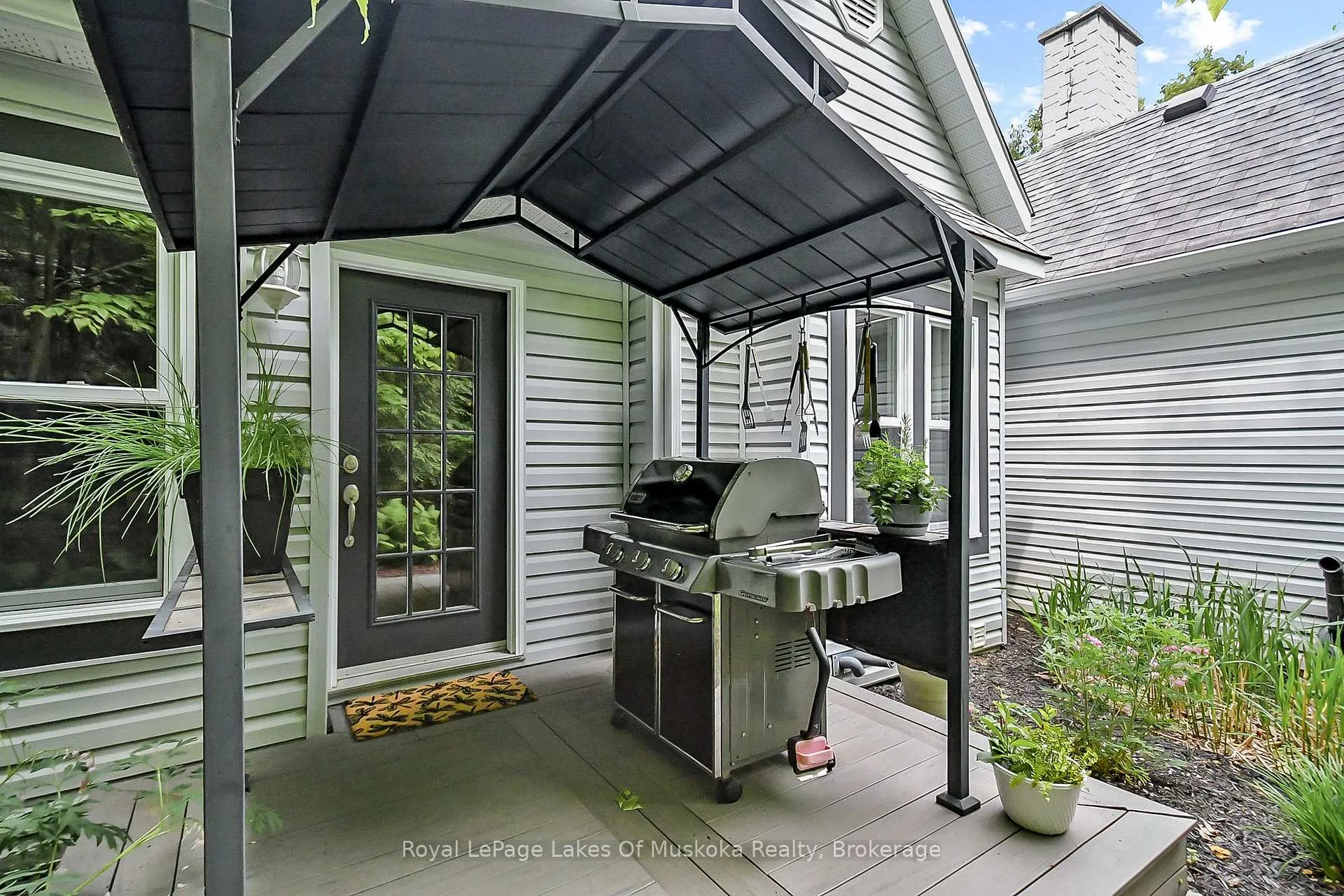 Photo 5 of 103 Southbank Drive, Bracebridge, Draper — HOMEH