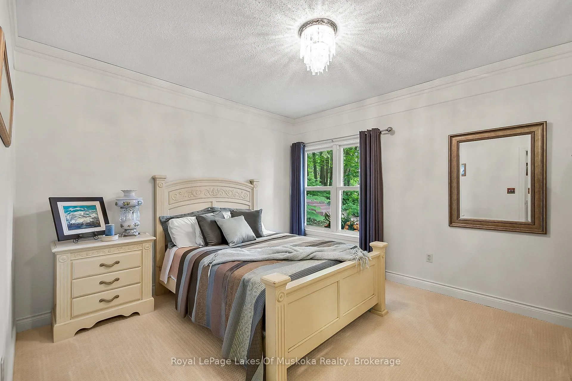 Photo 29 of 103 Southbank Drive, Bracebridge, Draper — HOMEH