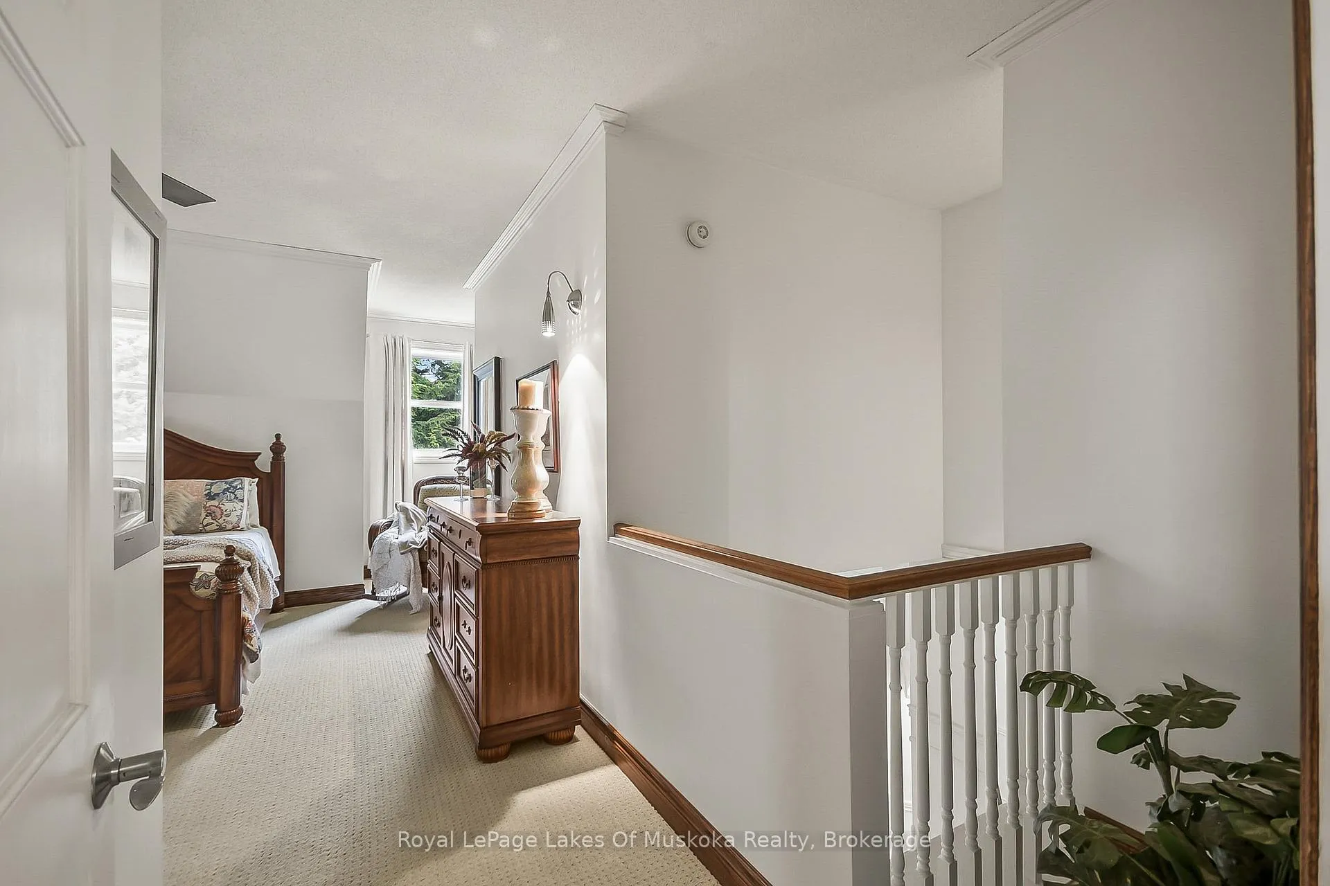 Photo 31 of 103 Southbank Drive, Bracebridge, Draper — HOMEH